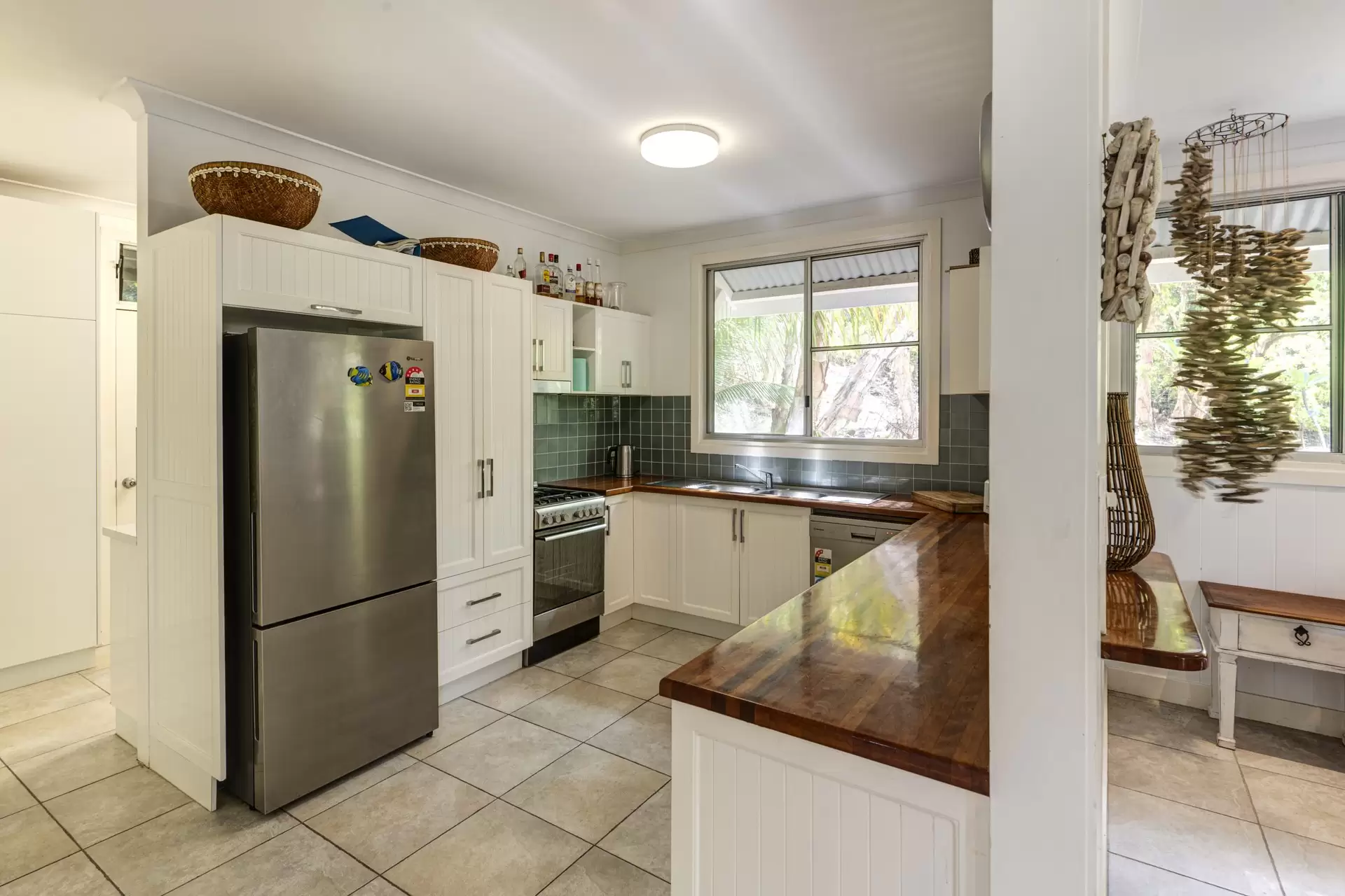 9 Melaleuca Drive, Hamilton Island Sold by Queensland Sotheby's International Realty - image 1