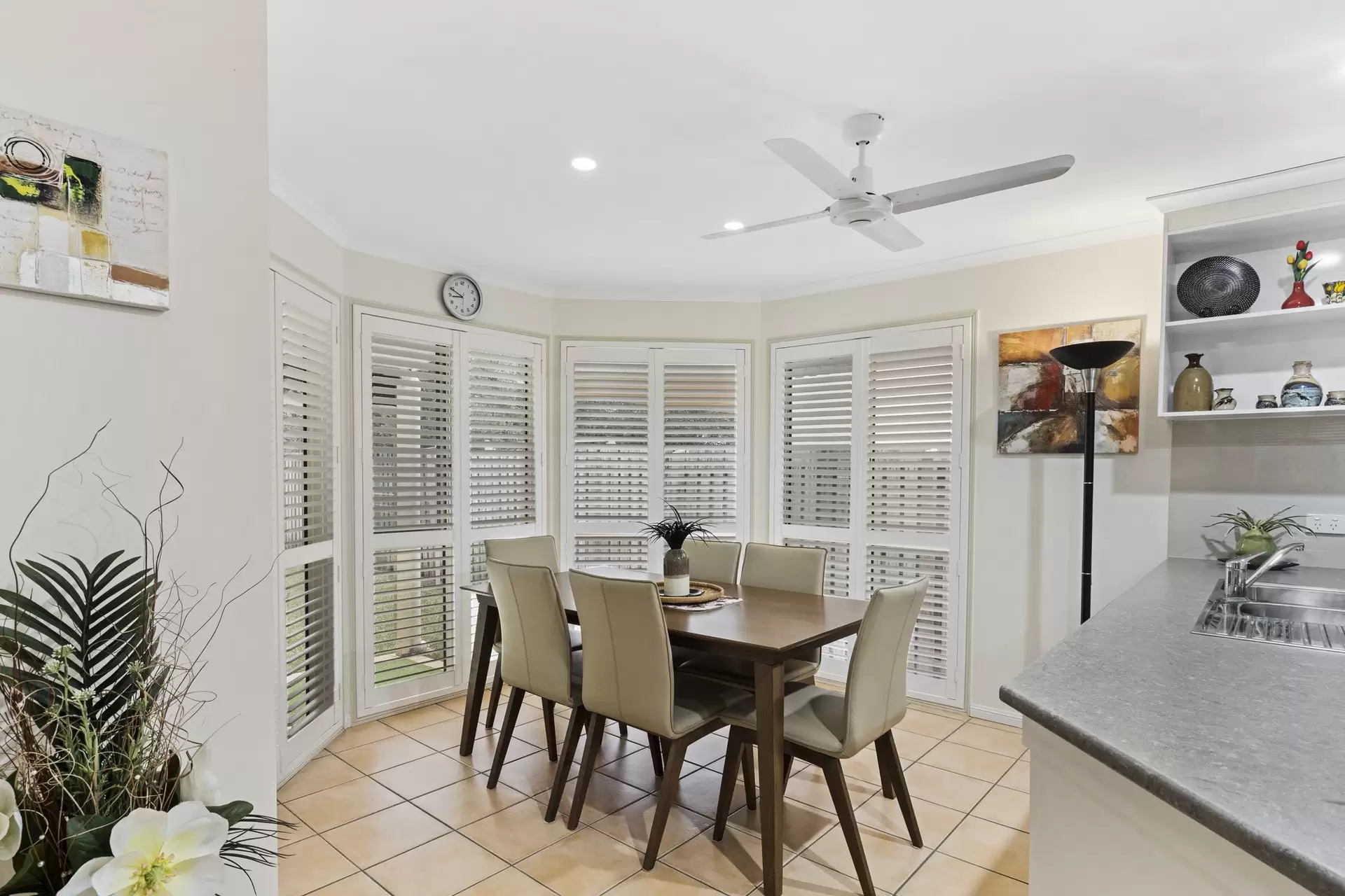 68 Passage Street, Cleveland Sold by Queensland Sotheby's International Realty - image 1