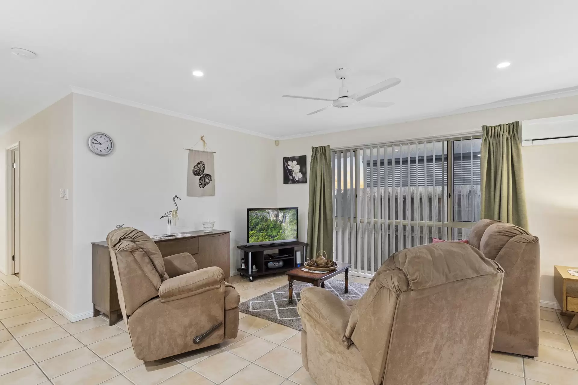 68 Passage Street, Cleveland Sold by Queensland Sotheby's International Realty - image 1