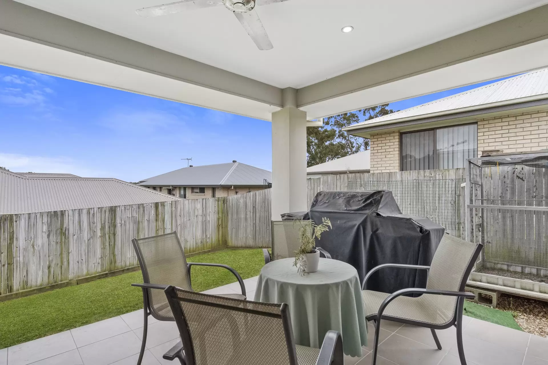 25 Fiddlewood Street, Victoria Point Sold by  - image 1