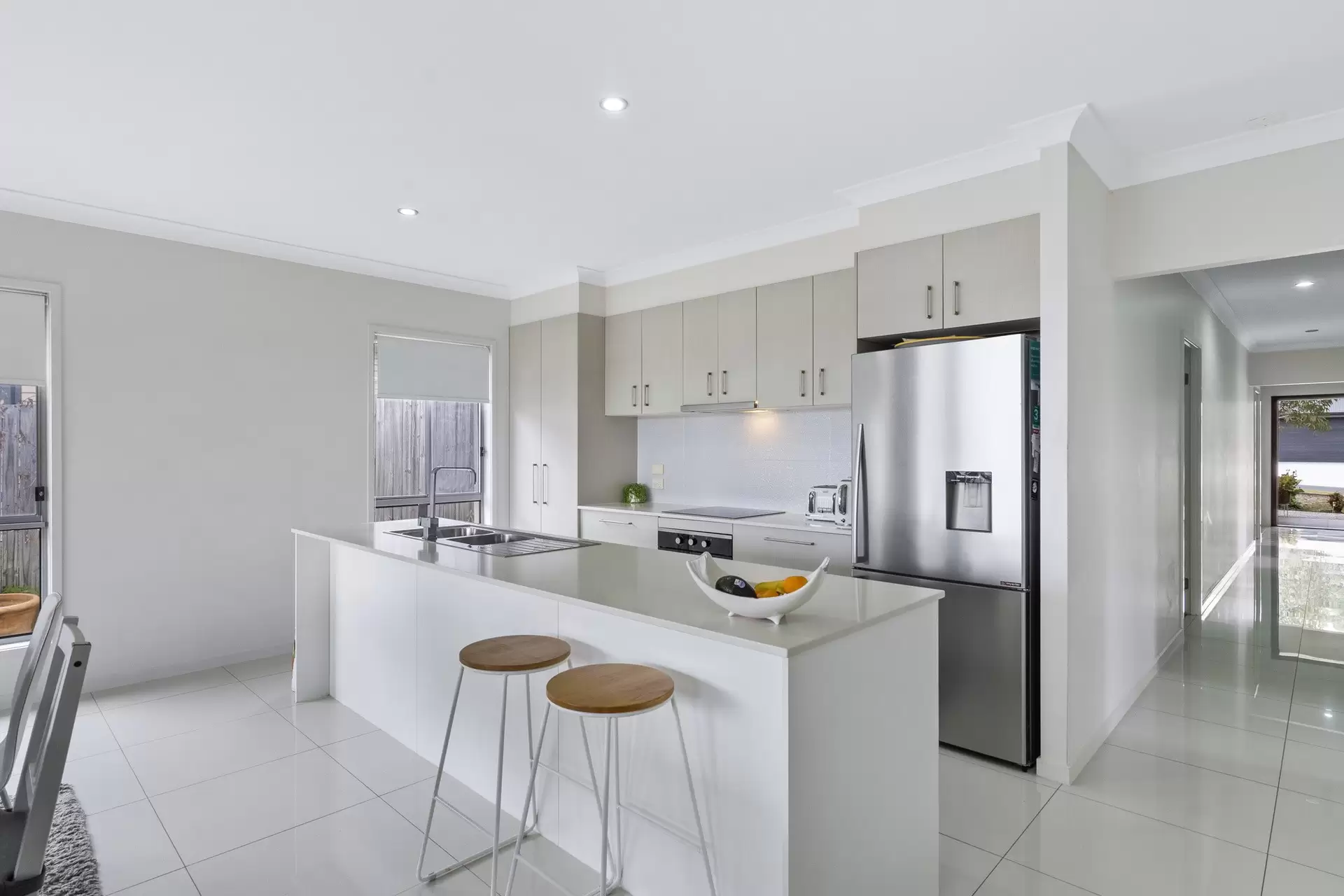 25 Fiddlewood Street, Victoria Point Sold by  - image 1