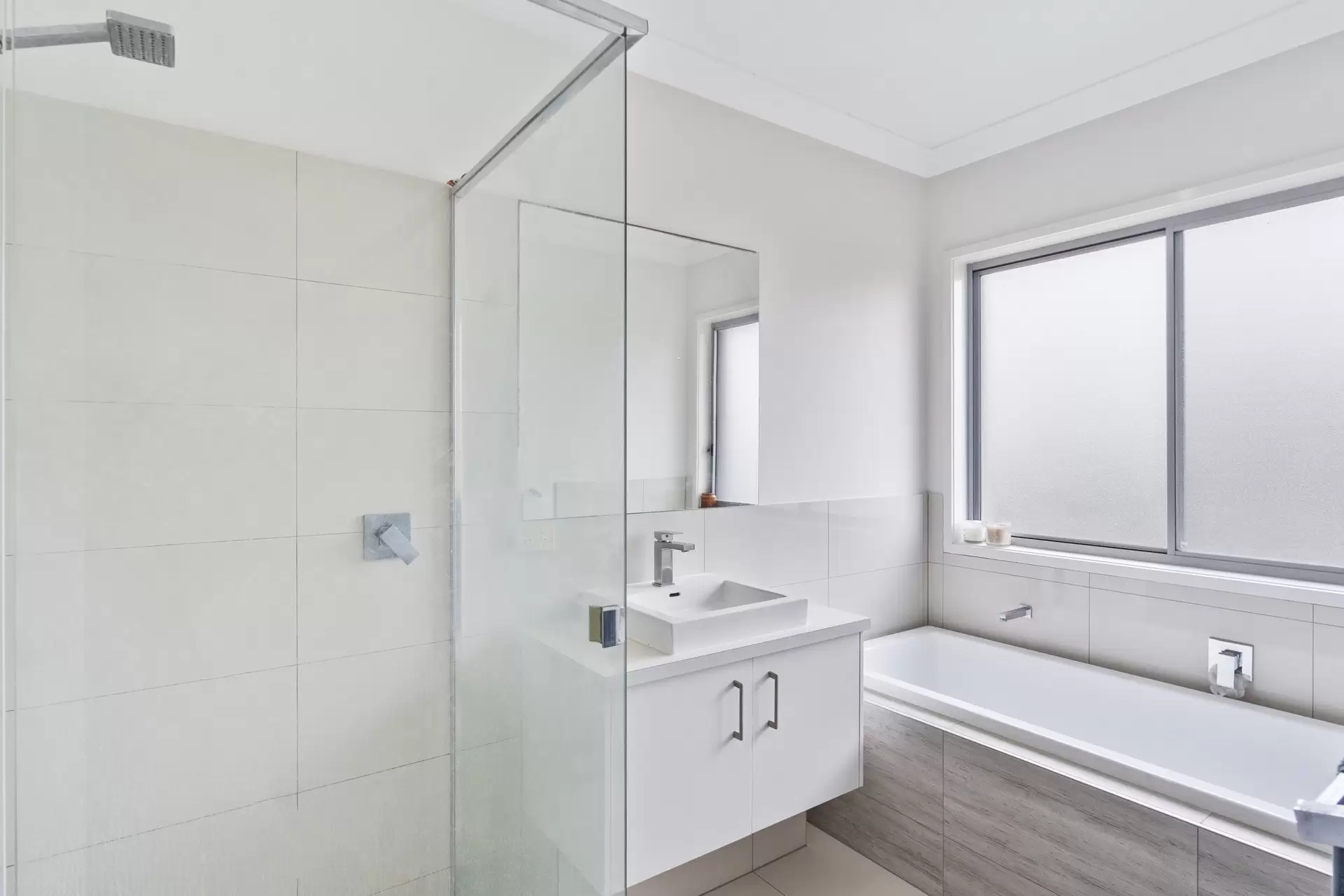 25 Fiddlewood Street, Victoria Point Sold by  - image 1