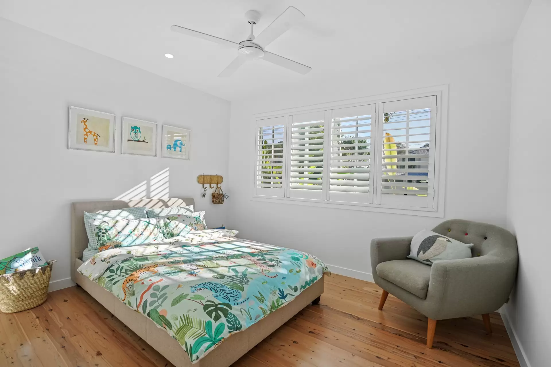 33 Ikkina Road, Burleigh Heads Sold by Queensland Sotheby's International Realty - image 1