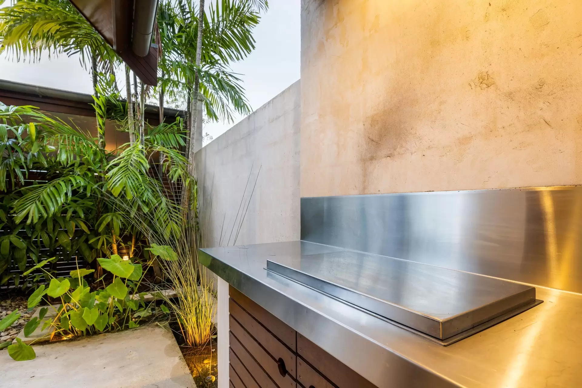 26 Bale Drive, Port Douglas Sold by Queensland Sotheby's International Realty - image 1