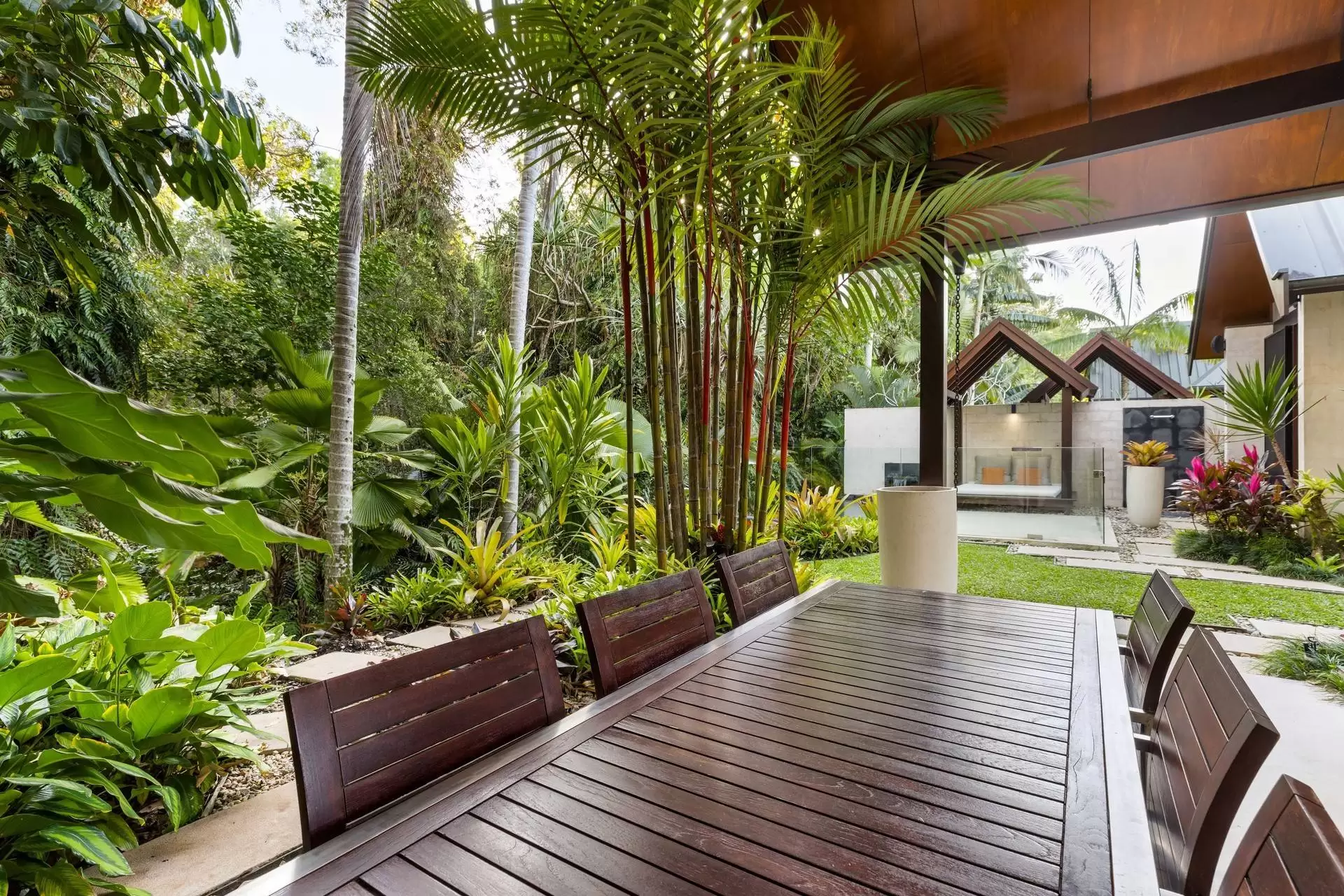 26 Bale Drive, Port Douglas Sold by Queensland Sotheby's International Realty - image 1