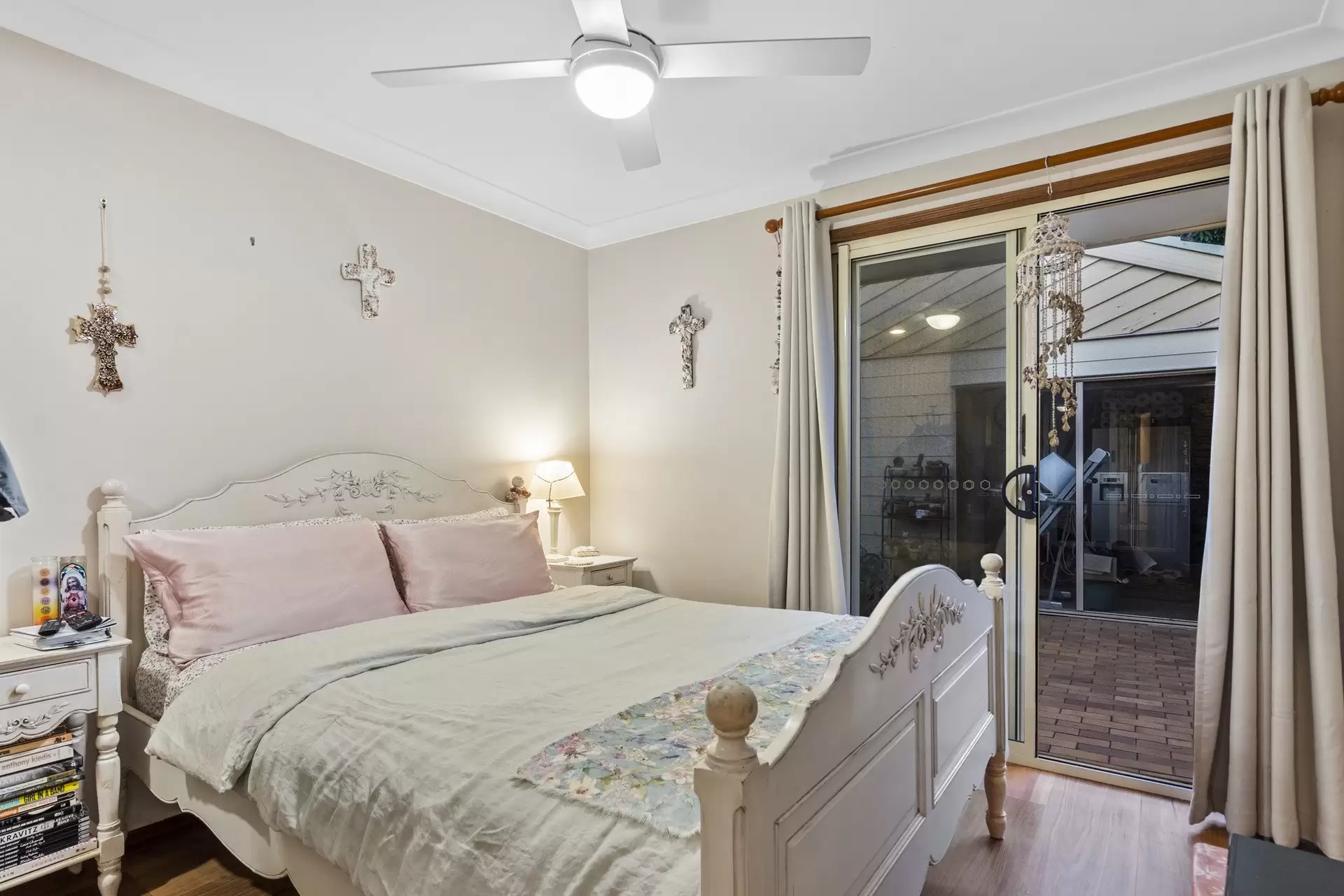 16 Sunshine Drive, Cleveland Sold by Queensland Sotheby's International Realty - image 1
