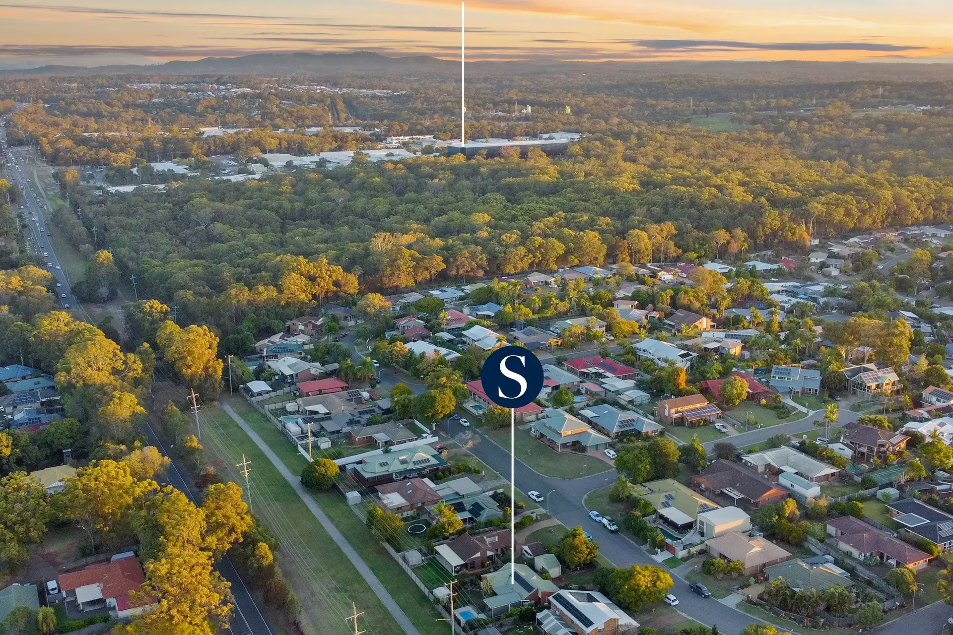 16 Sunshine Drive, Cleveland Sold by Queensland Sotheby's International Realty - image 1