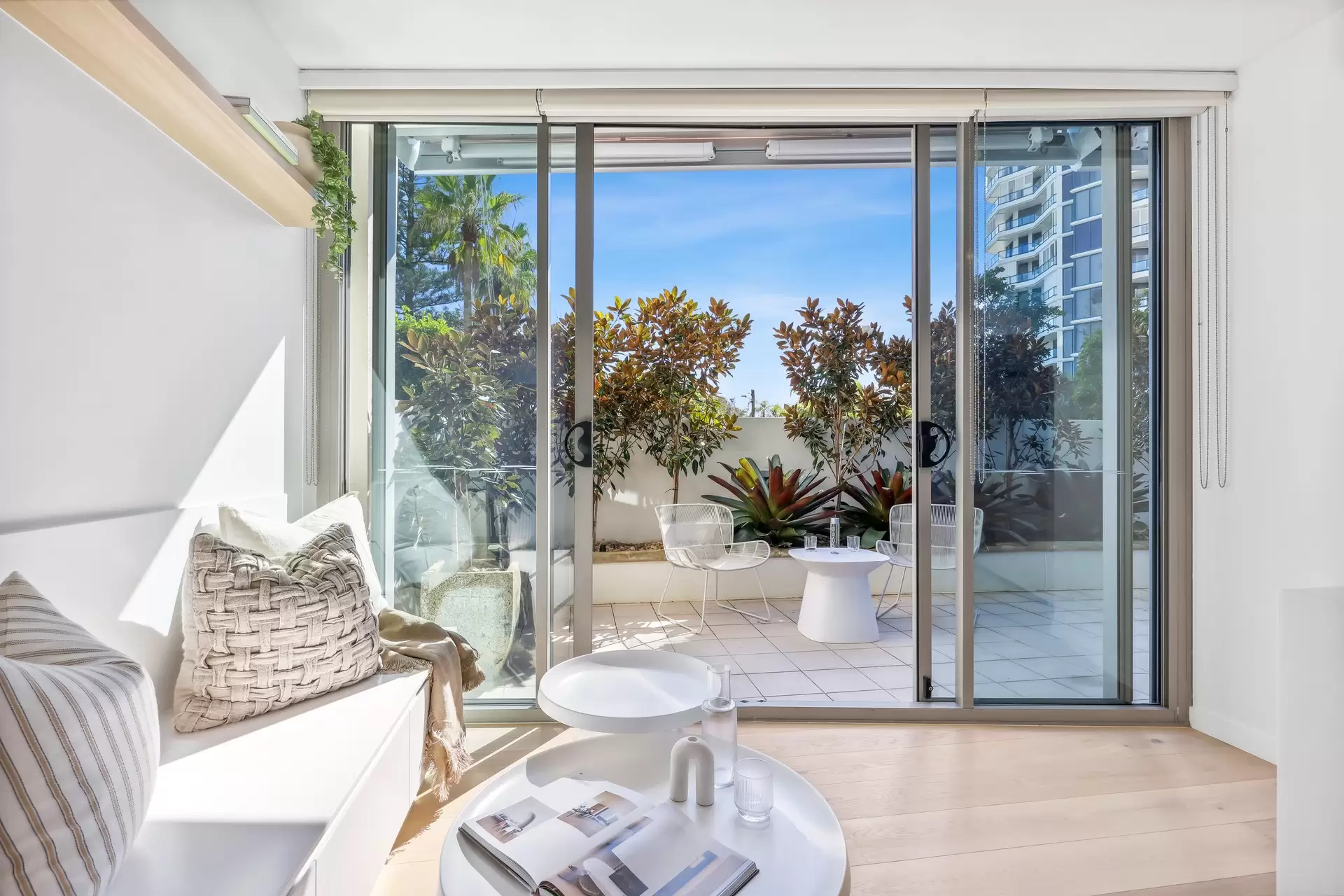 2002/1 Lennie Avenue, Main Beach Sold by Queensland Sotheby's International Realty - image 1
