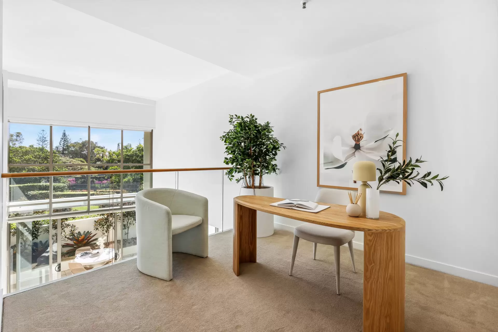 2002/1 Lennie Avenue, Main Beach Sold by Queensland Sotheby's International Realty - image 1
