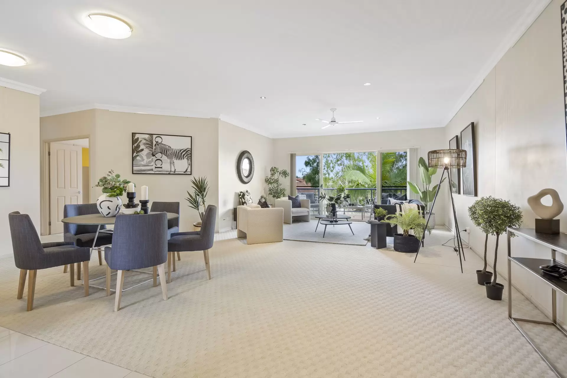 45/13-14 Esperance Court, Cleveland Sold by  - image 1