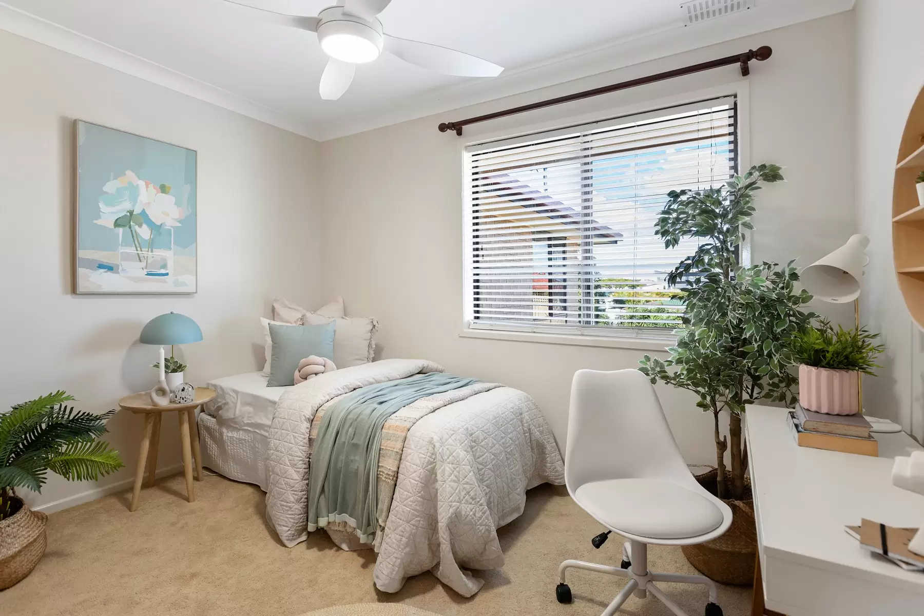 5 Oceanic Street, Wellington Point Sold by Queensland Sotheby's International Realty - image 1