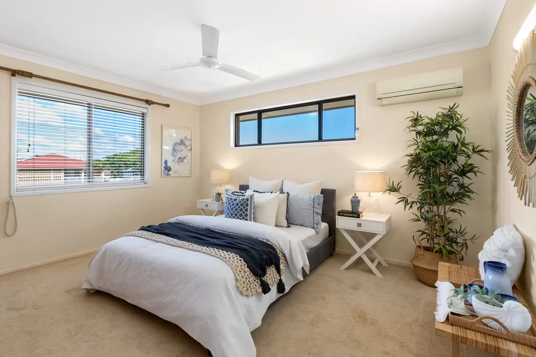 5 Oceanic Street, Wellington Point Sold by Queensland Sotheby's International Realty - image 1