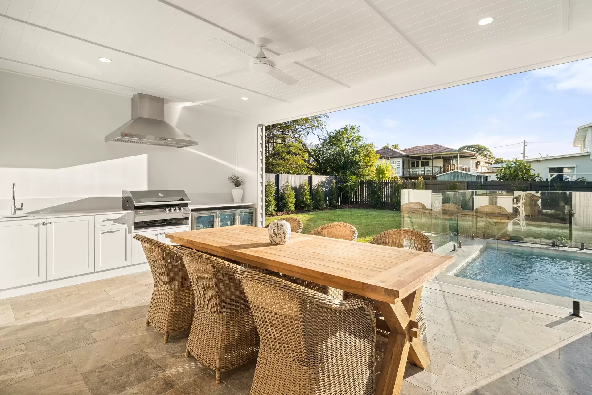 20 Frankit Street, Wavell Heights Sold by Queensland Sotheby's International Realty - image 1
