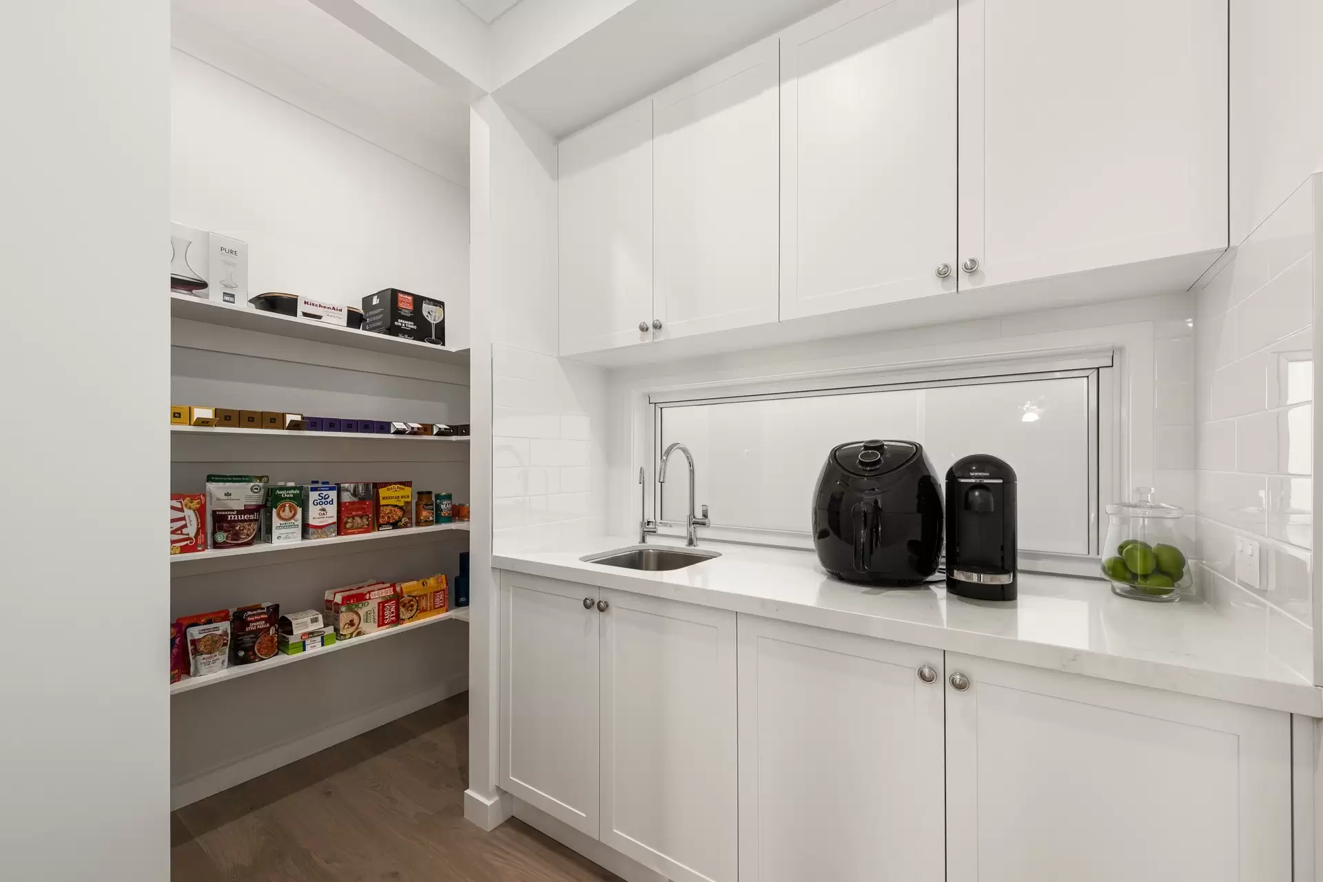 20 Frankit Street, Wavell Heights Sold by Queensland Sotheby's International Realty - image 1