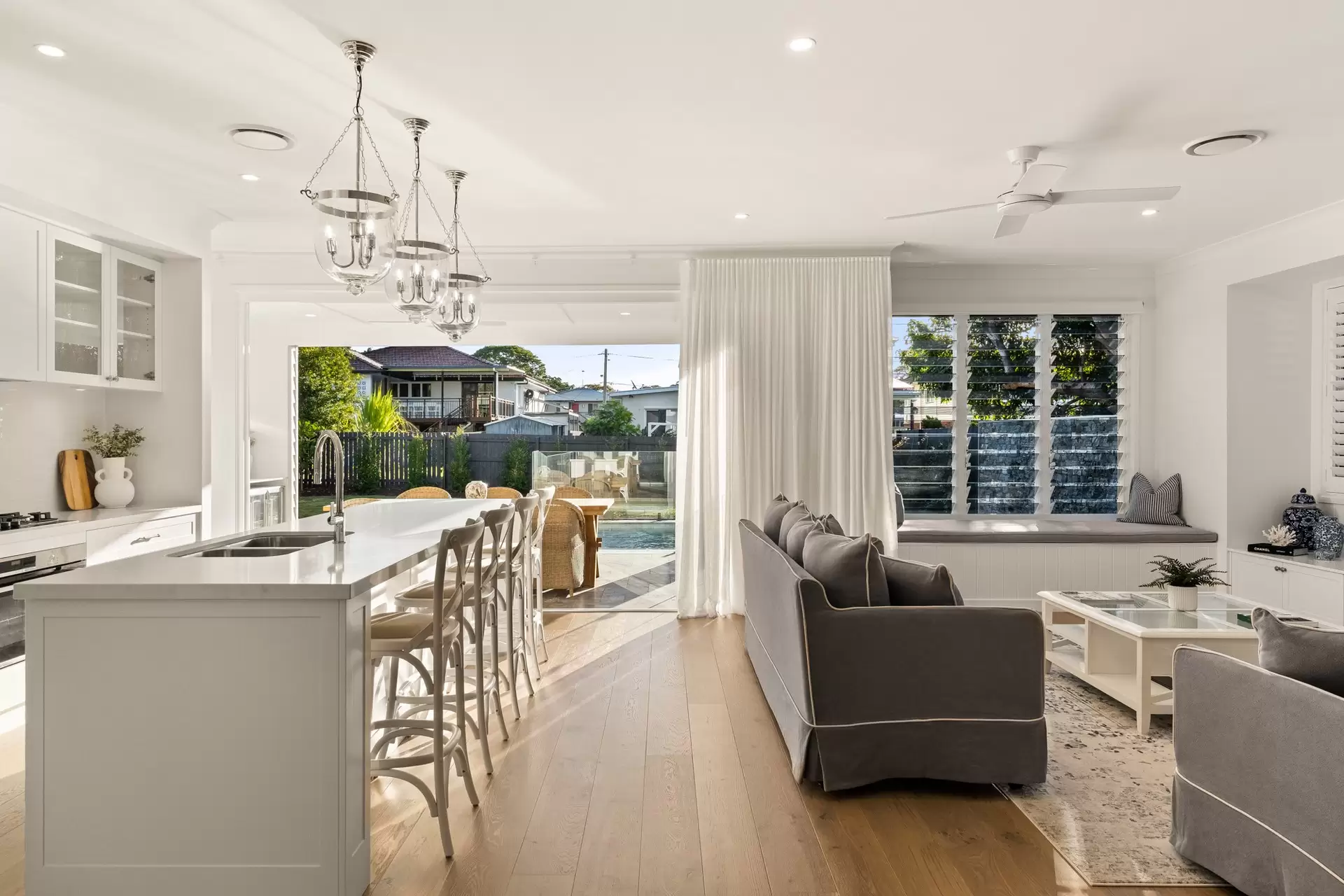 20 Frankit Street, Wavell Heights Sold by  - image 1