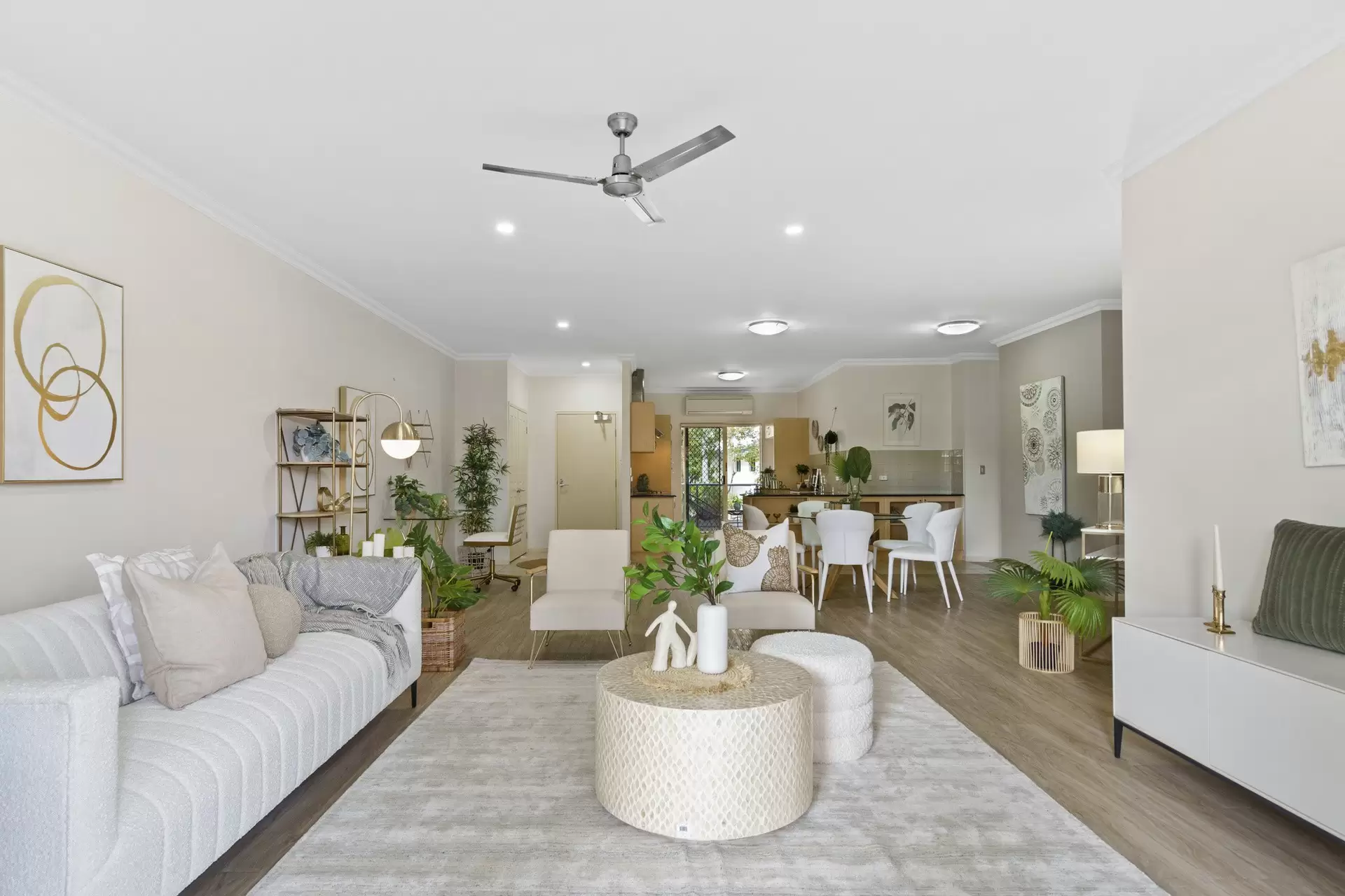 43/13-14 Esperance Court, Raby Bay Sold by  - image 1