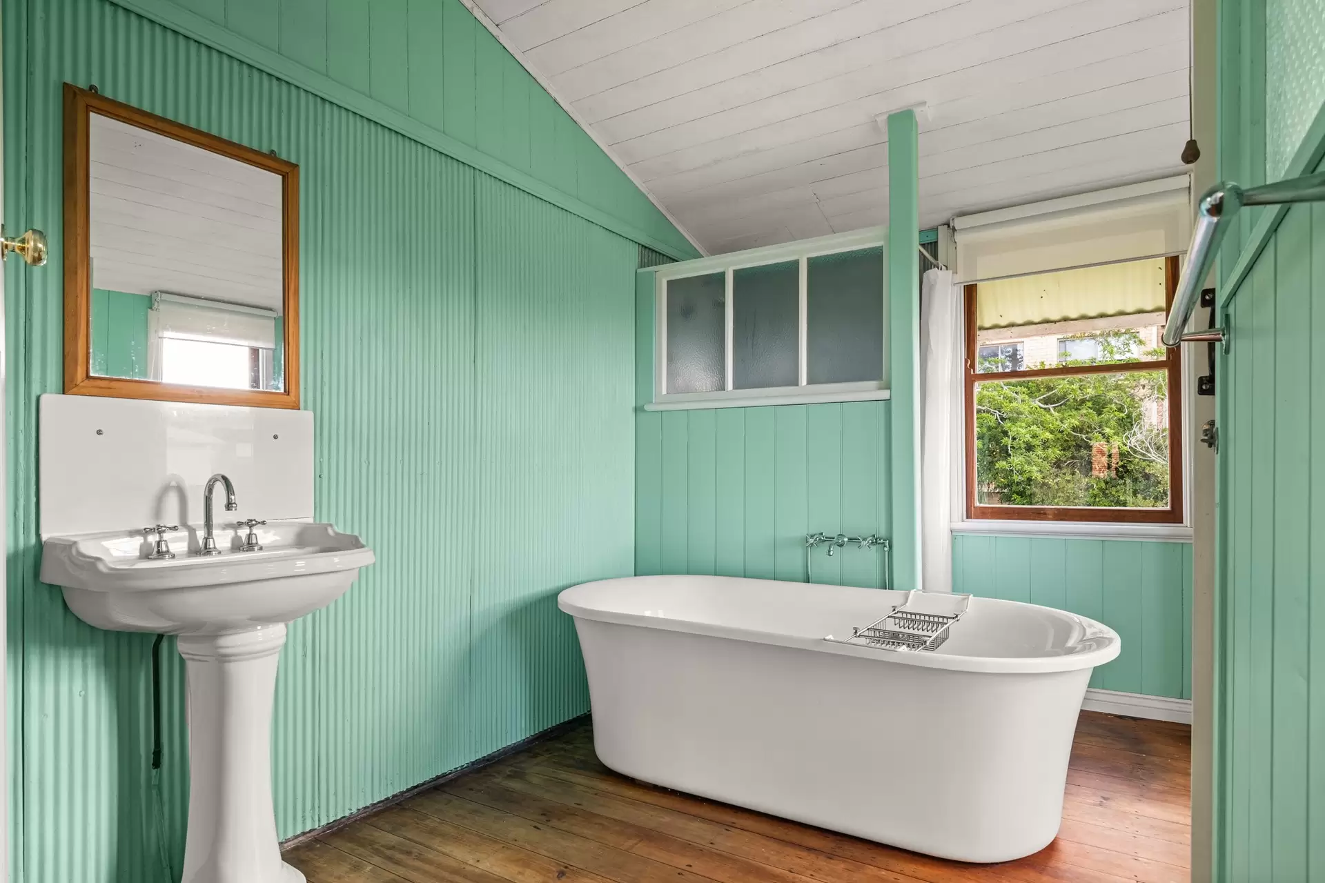 51 Bellevue Terrace, Clayfield Sold by Queensland Sotheby's International Realty - image 1