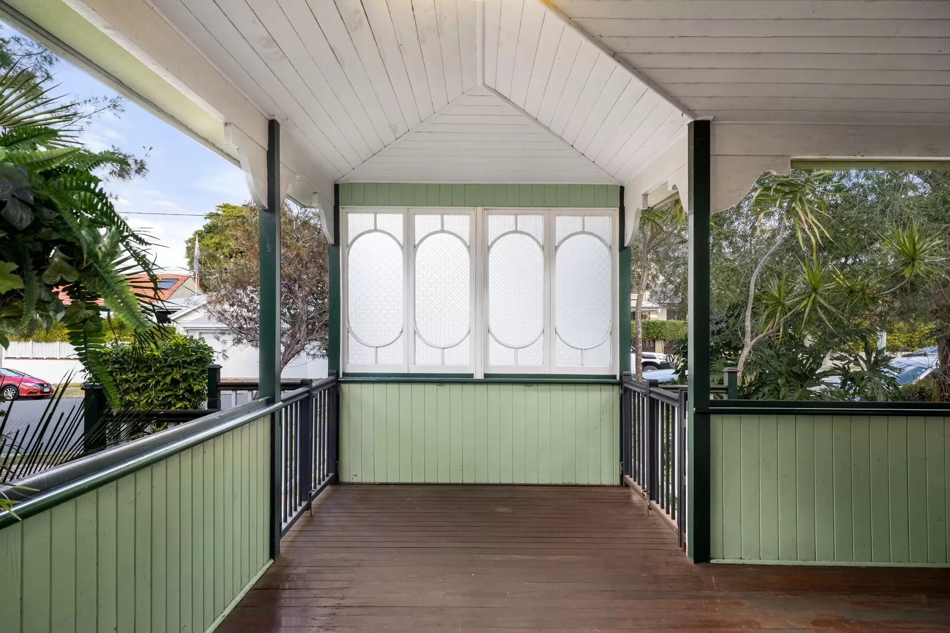 51 Bellevue Terrace, Clayfield Sold by Queensland Sotheby's International Realty - image 1