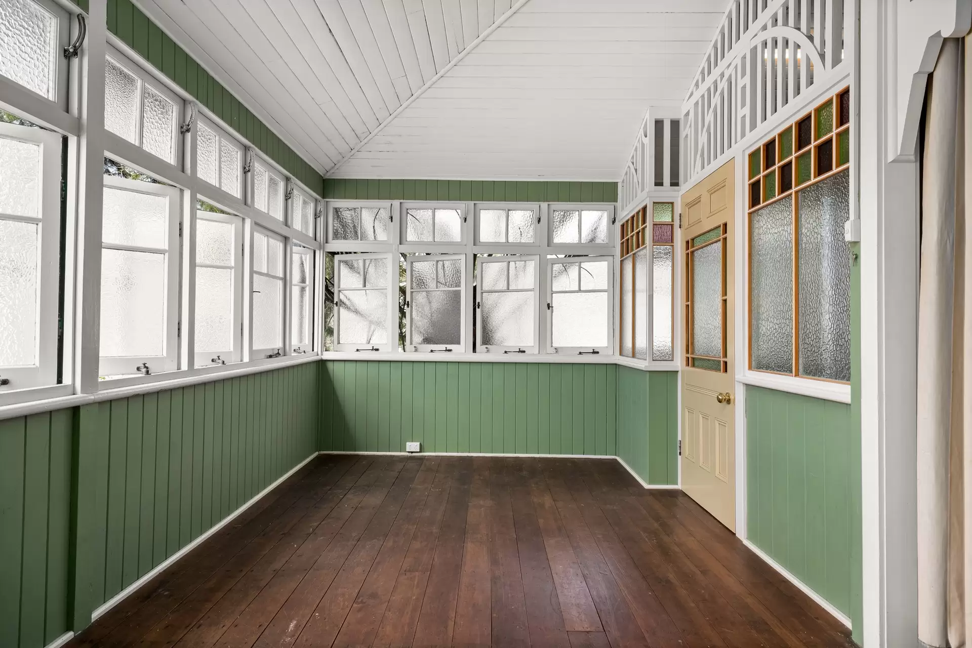 51 Bellevue Terrace, Clayfield Sold by Queensland Sotheby's International Realty - image 1