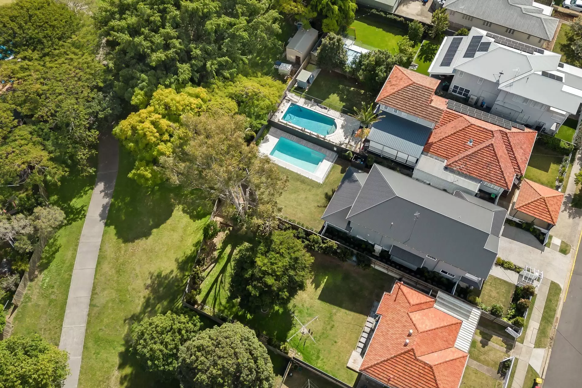10 Zeehan Street, Wavell Heights Sold by Queensland Sotheby's International Realty - image 1