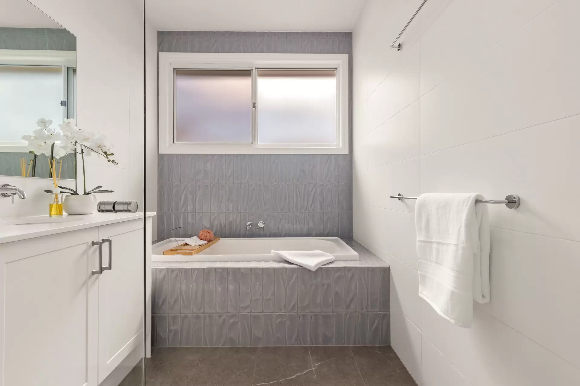10 Zeehan Street, Wavell Heights Sold by Queensland Sotheby's International Realty - image 1