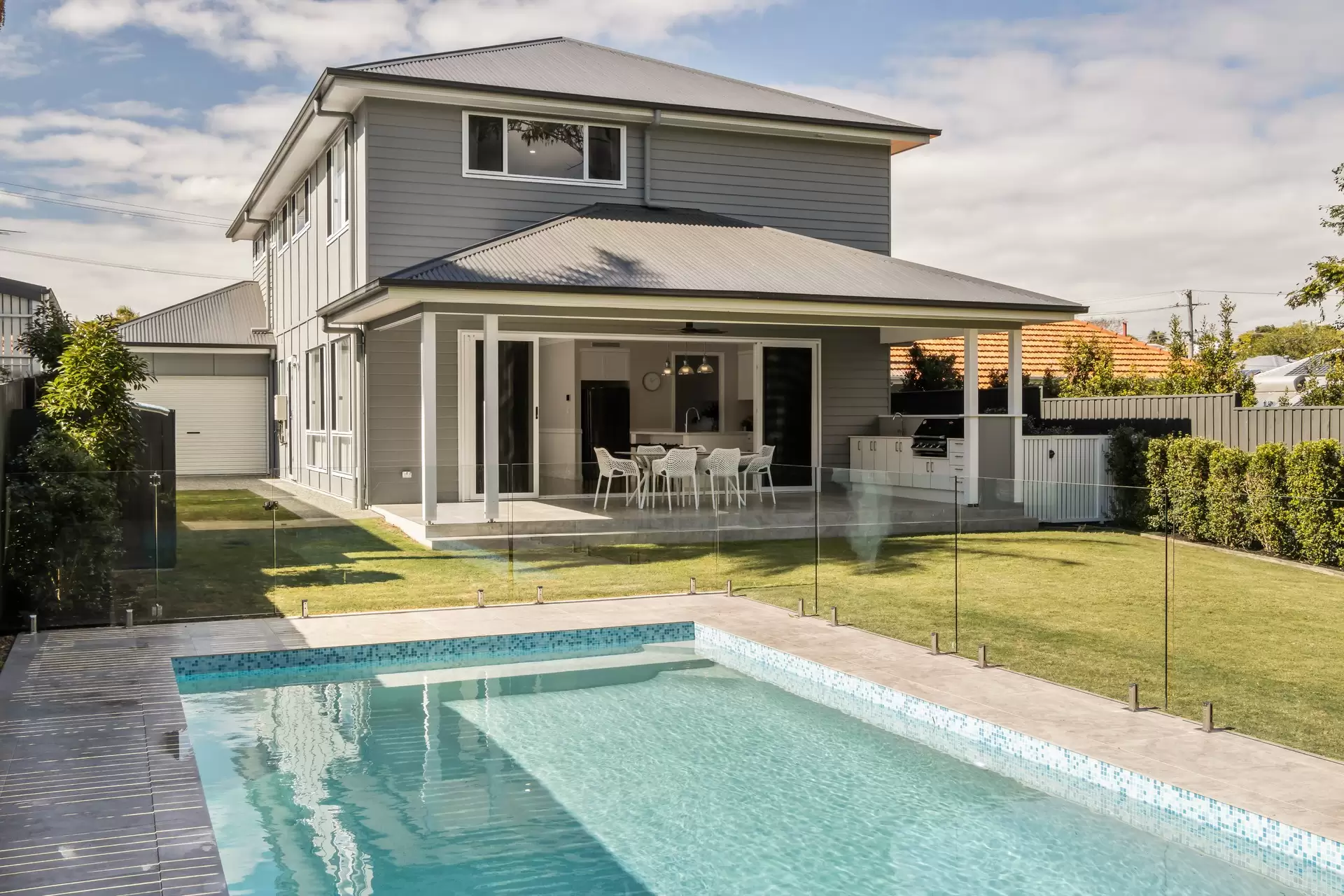 10 Zeehan Street, Wavell Heights Sold by Queensland Sotheby's International Realty - image 1