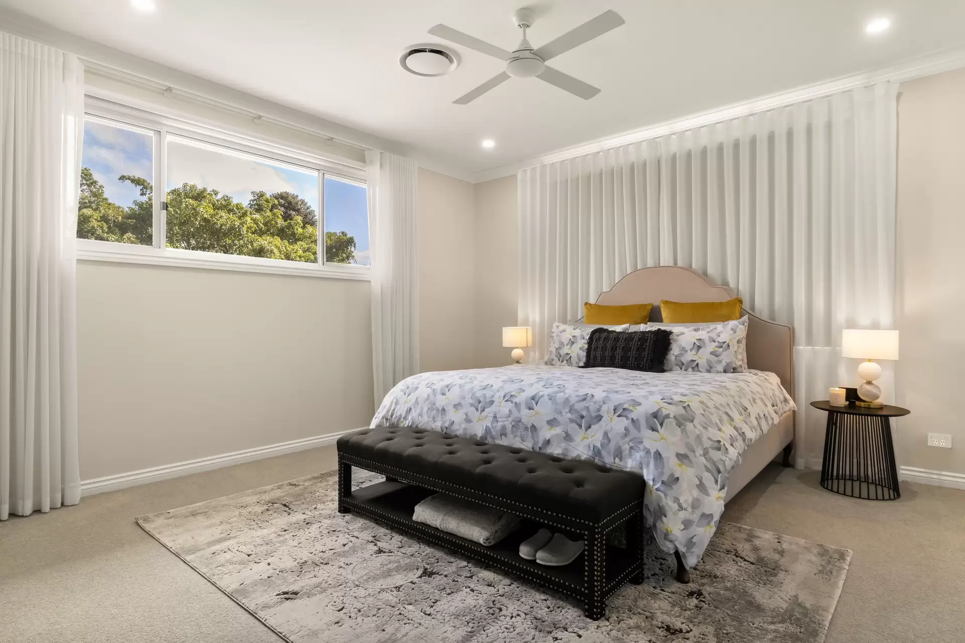 10 Zeehan Street, Wavell Heights Sold by Queensland Sotheby's International Realty - image 1