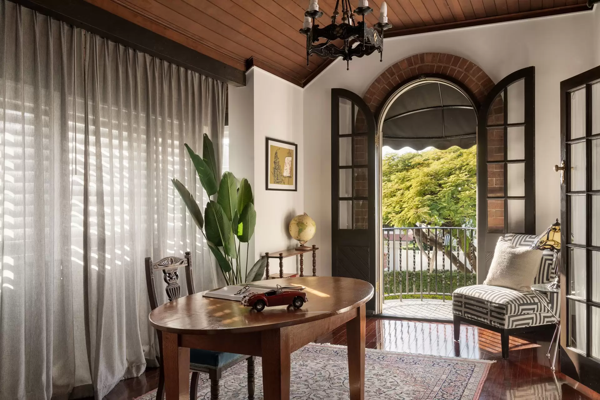 12 Ascot Street, Ascot Sold by Queensland Sotheby's International Realty - image 1
