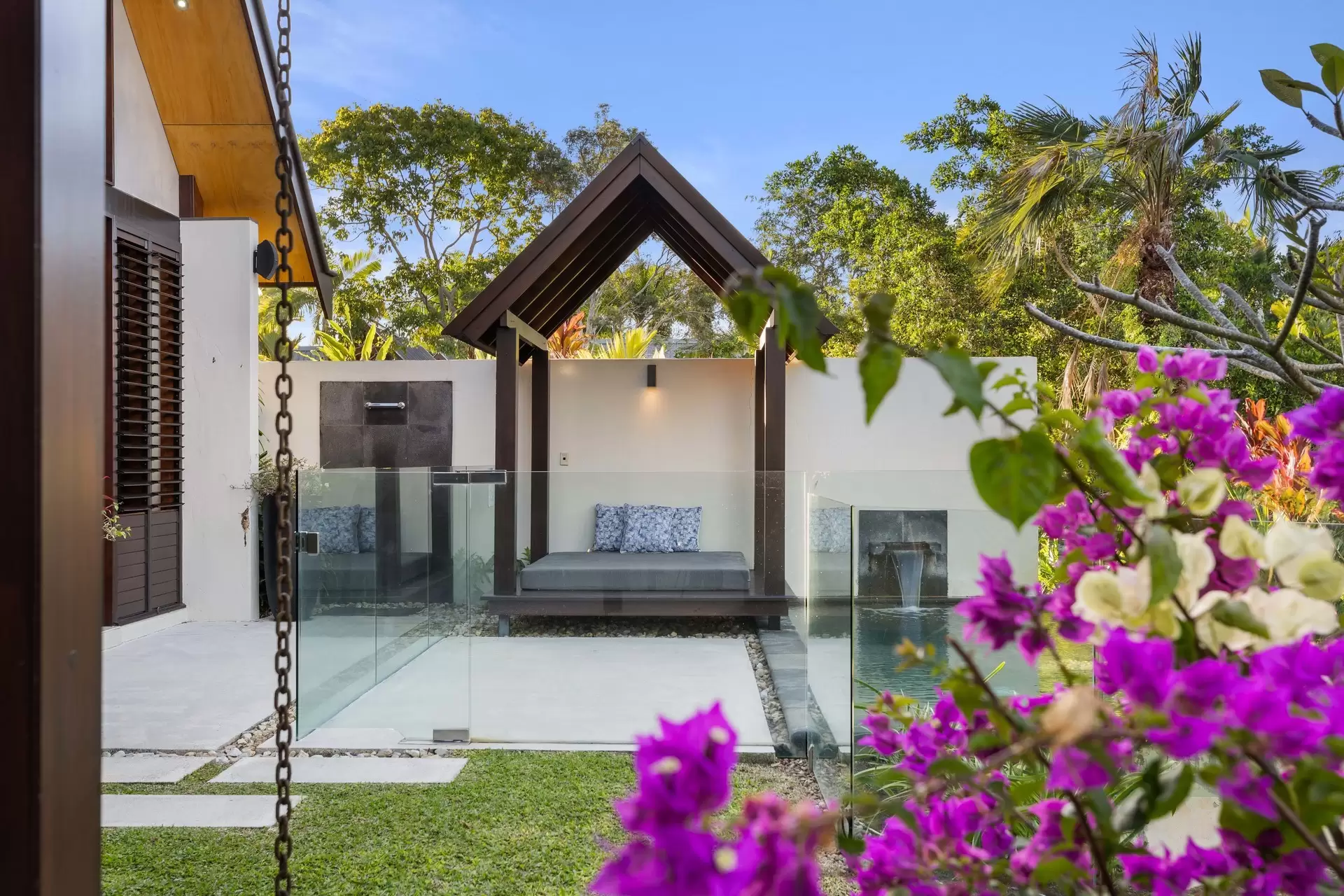 41 Bale Drive, Port Douglas Sold by Queensland Sotheby's International Realty - image 1