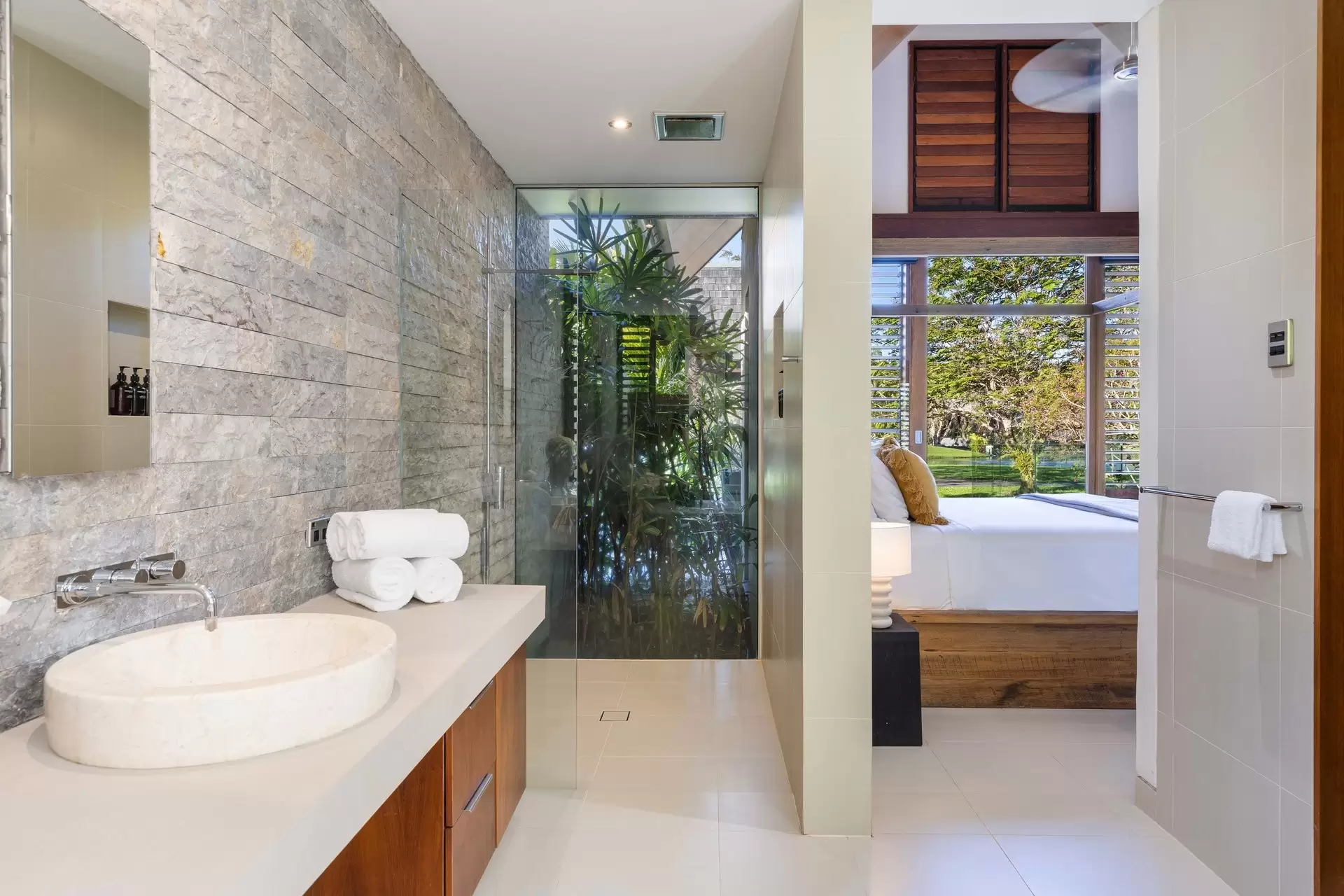 41 Bale Drive, Port Douglas Sold by Queensland Sotheby's International Realty - image 1