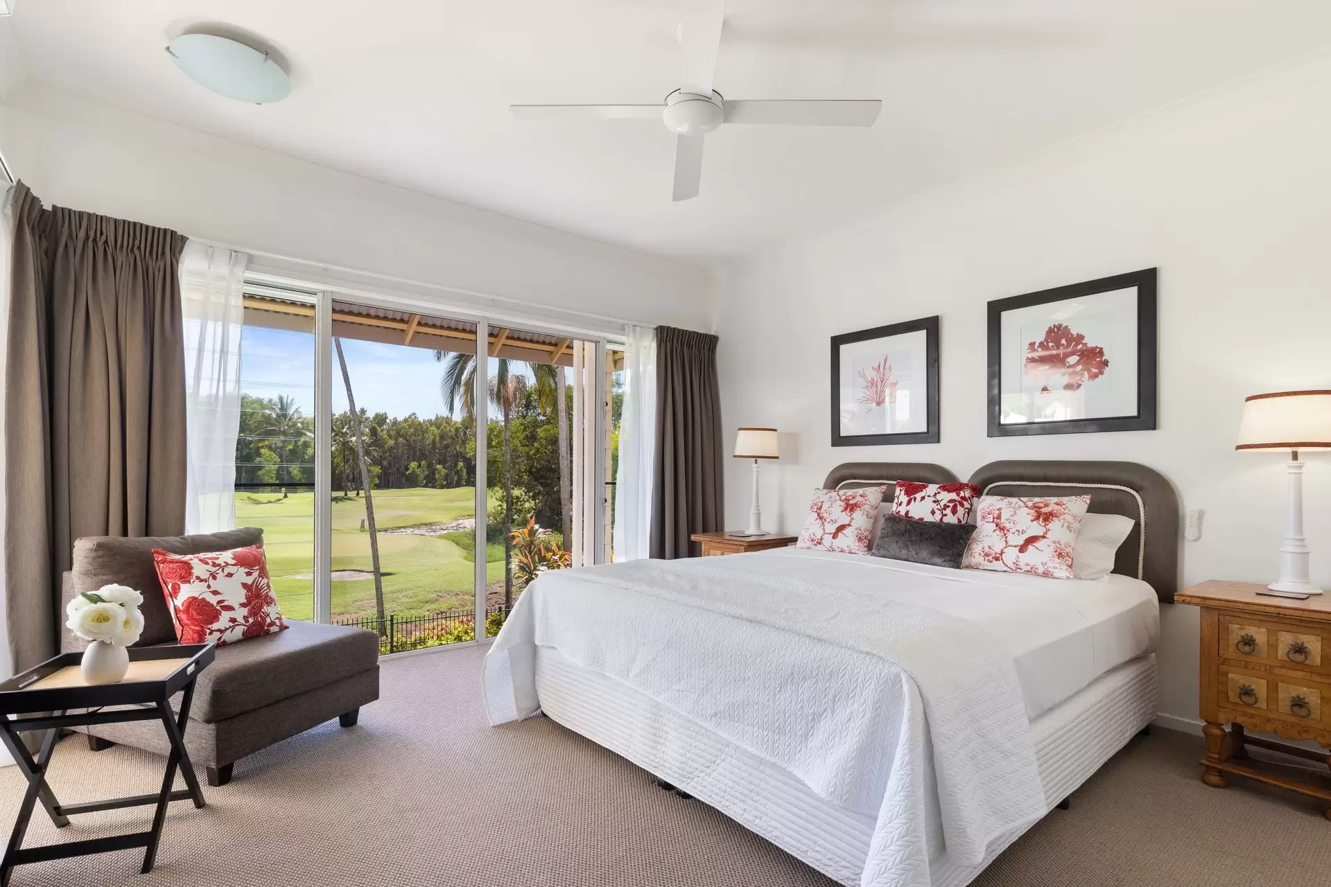 11/24-70 Nautilus Street, Port Douglas Sold by  - image 1