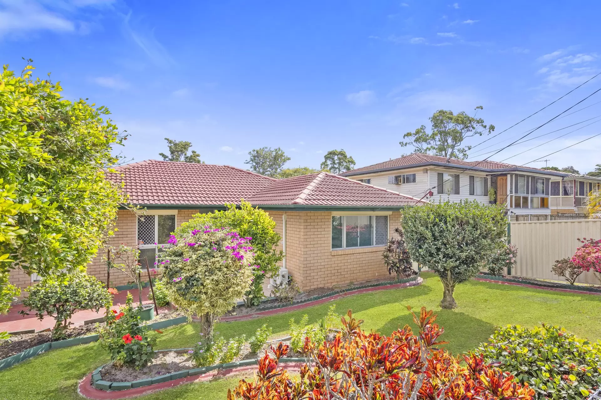 27 Diana Street, Capalaba Sold by Queensland Sotheby's International Realty - image 1