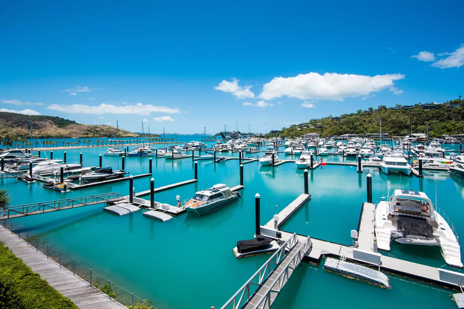5/1 Airport Drive, Hamilton Island For Sale by  - image 1