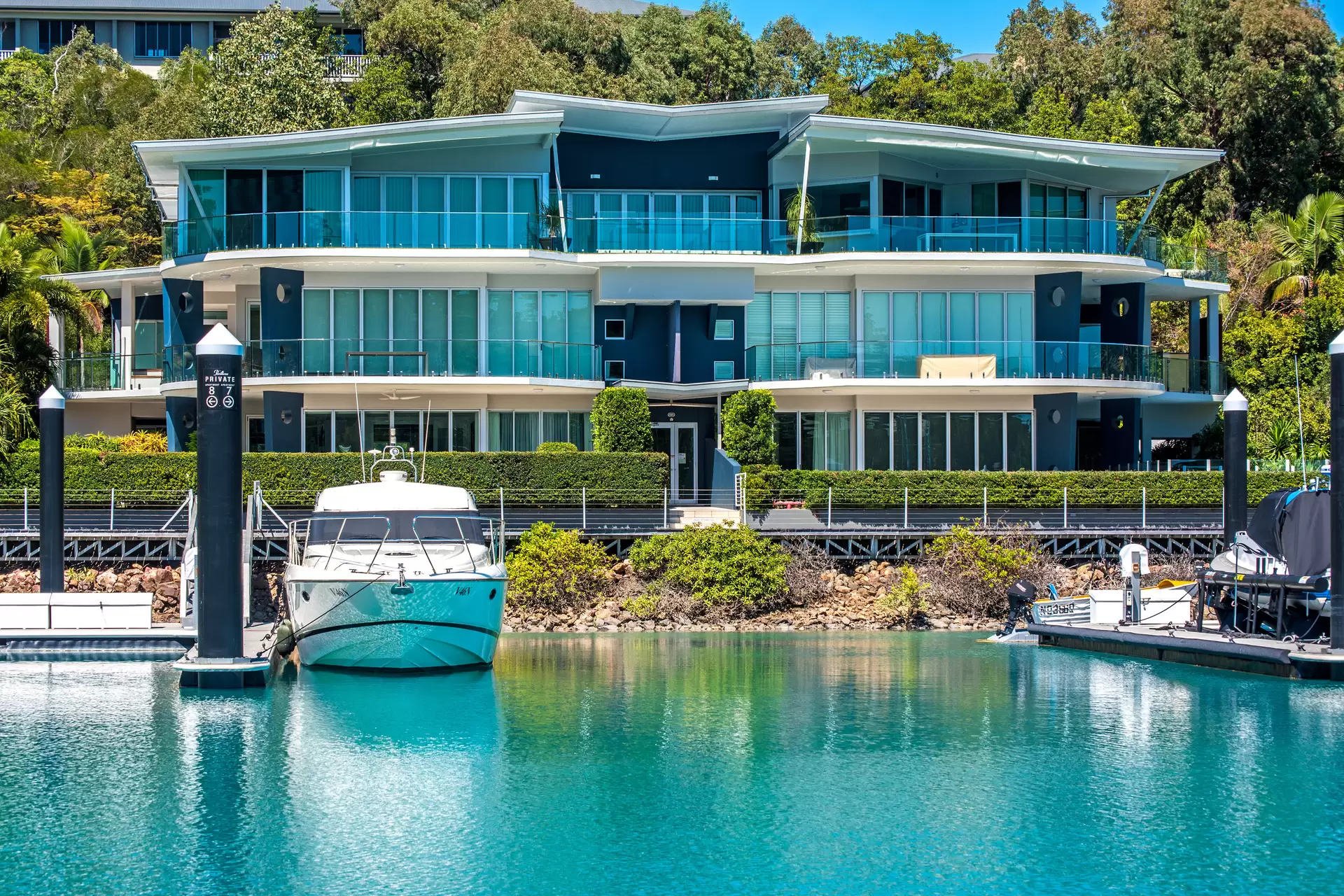 5/1 Airport Drive, Hamilton Island For Sale by  - image 1