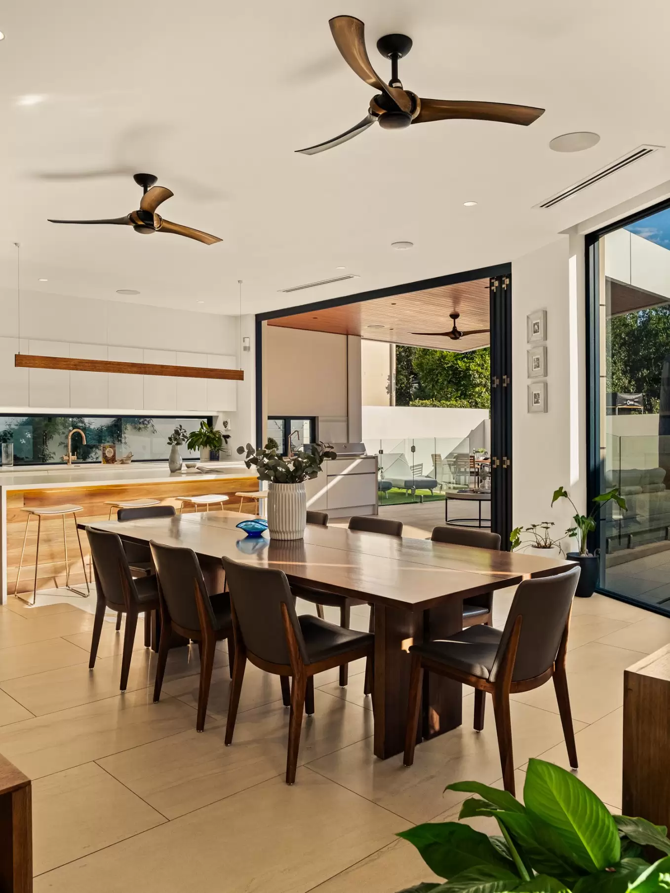 6 Boree Street, Kedron Sold by Queensland Sotheby's International Realty - image 1