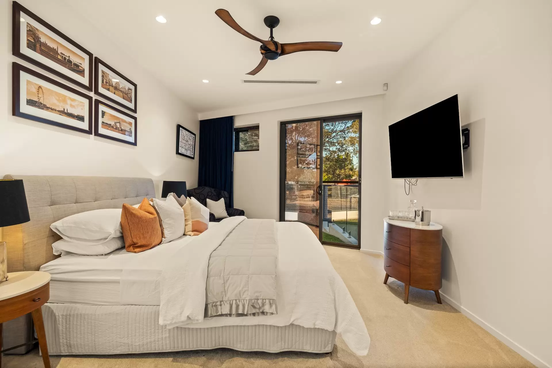 6 Boree Street, Kedron Sold by Queensland Sotheby's International Realty - image 1