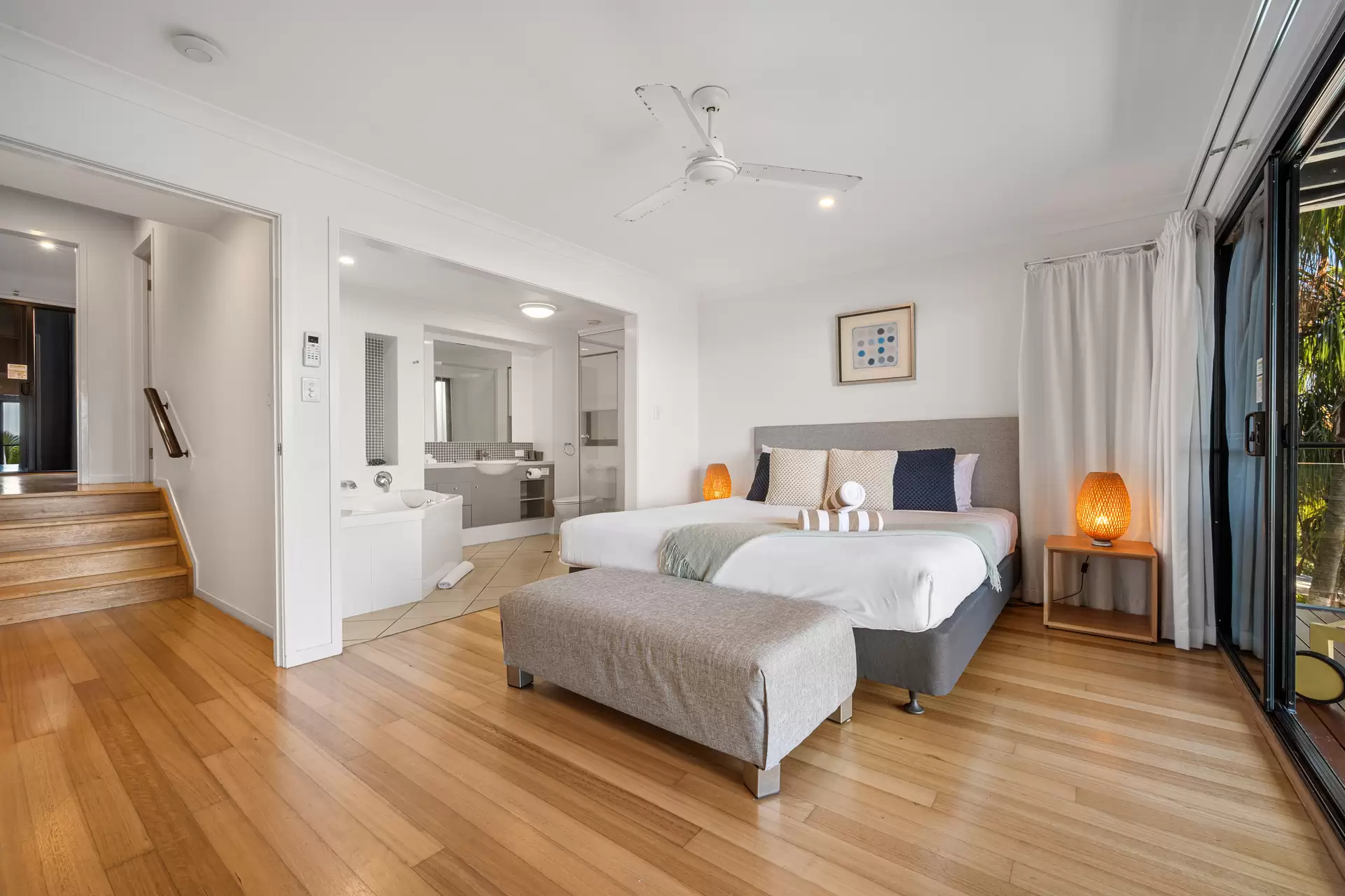 5 Acacia Drive, Hamilton Island Sold by Queensland Sotheby's International Realty - image 1