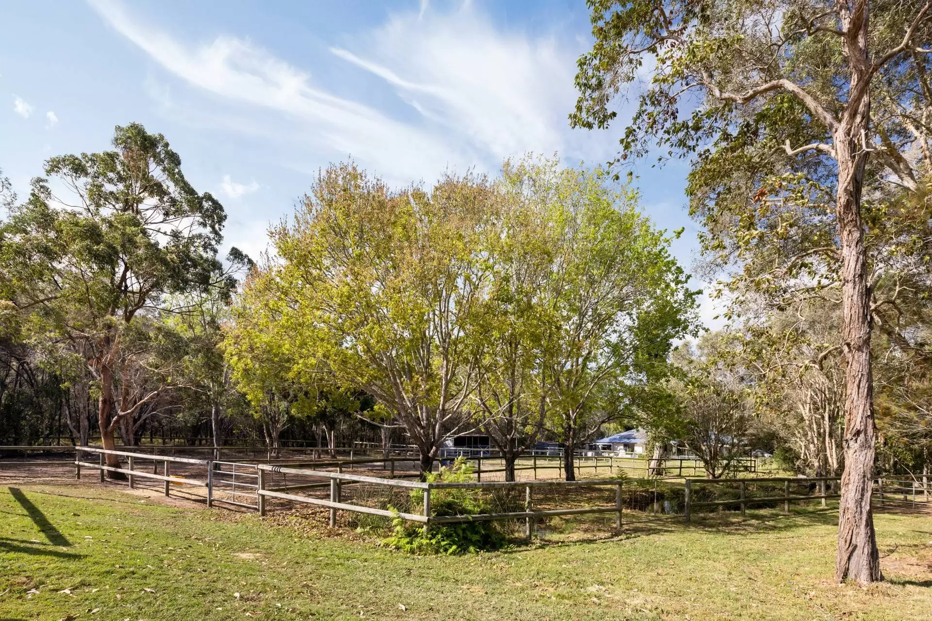 181 Bacton Road, Chandler Sold by Queensland Sotheby's International Realty - image 1