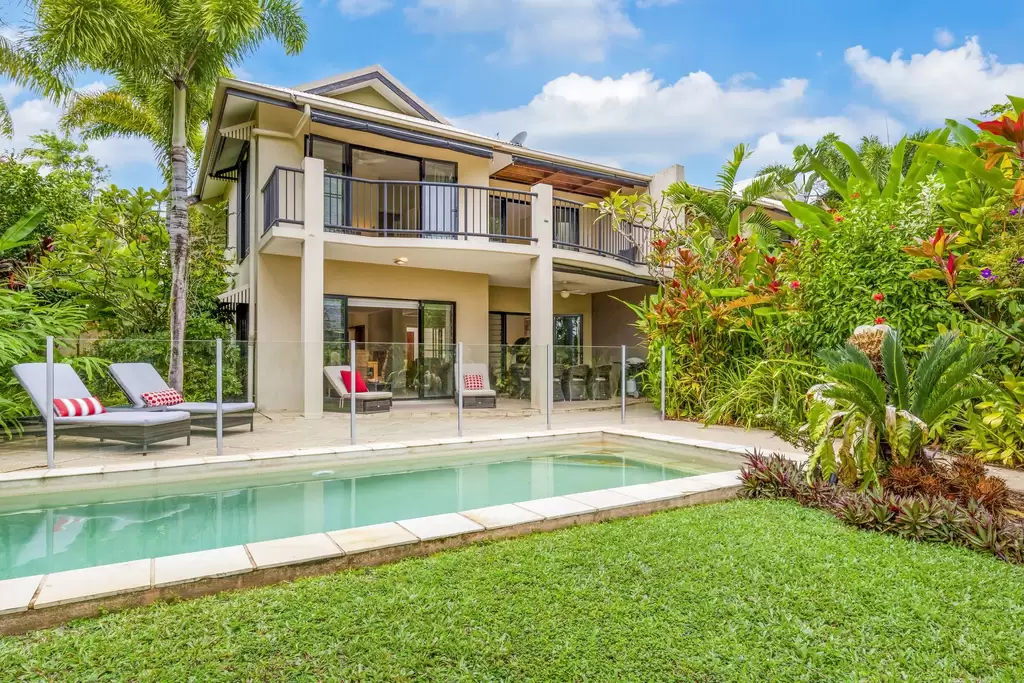 7/11-17 St Crispins Avenue, Port Douglas Sold by Queensland Sotheby's International Realty