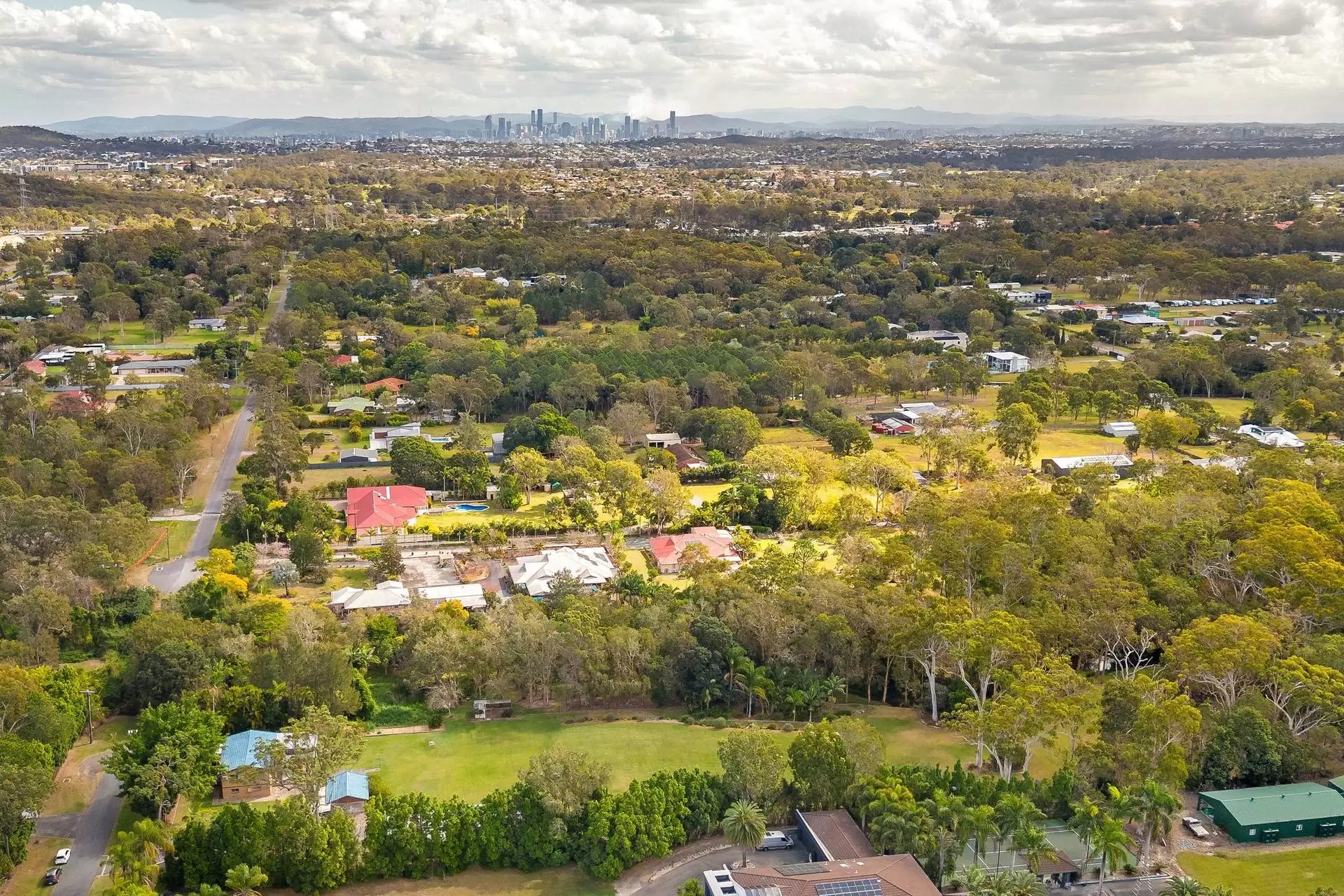 170 Boston Road, Belmont Sold by Queensland Sotheby's International Realty - image 1