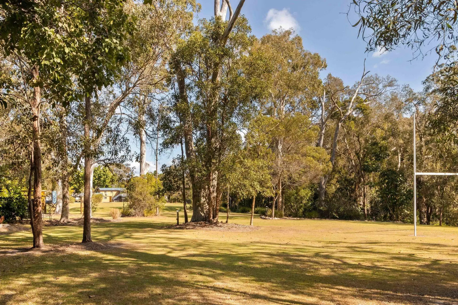 170 Boston Road, Belmont Sold by Queensland Sotheby's International Realty - image 1