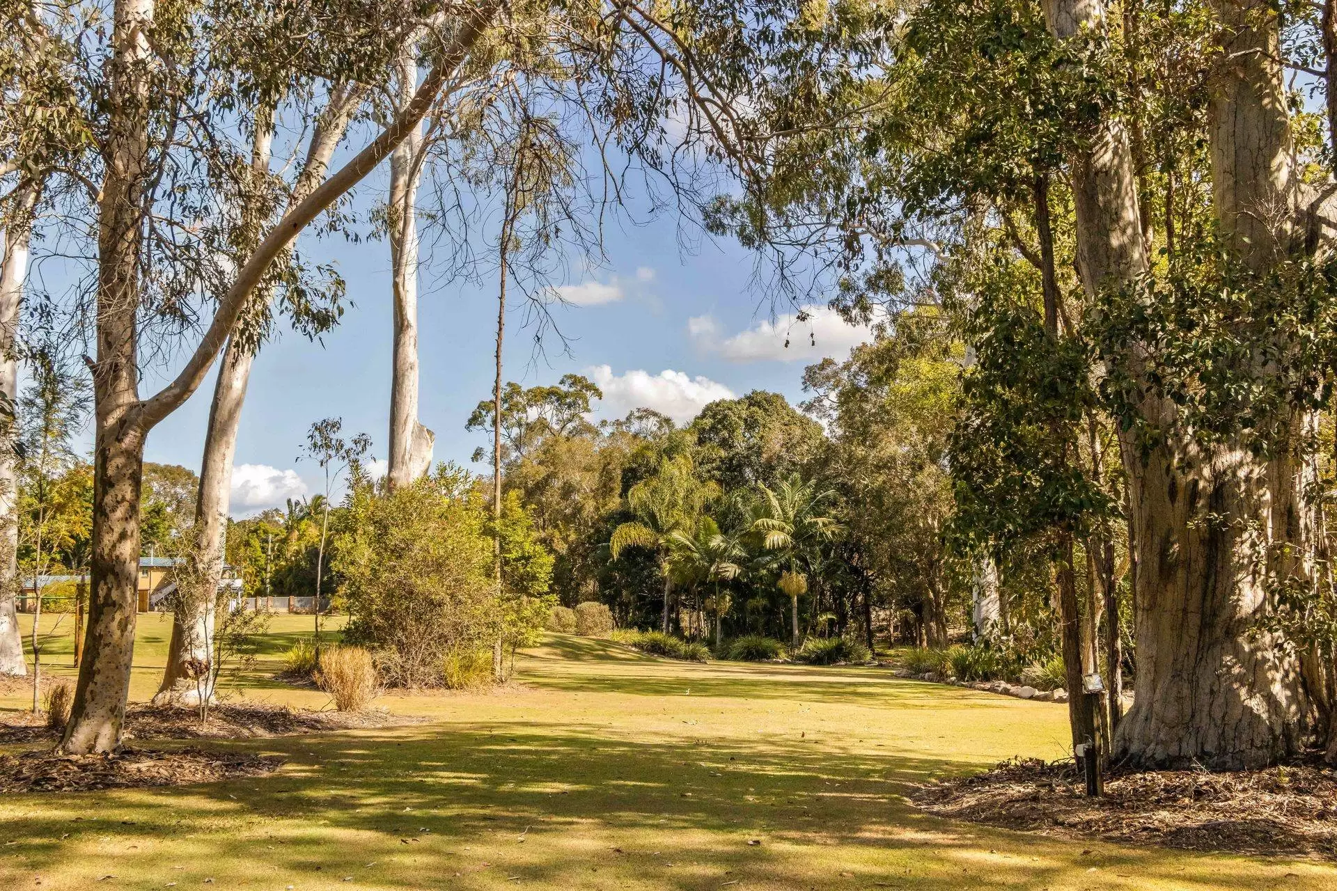 170 Boston Road, Belmont Sold by Queensland Sotheby's International Realty - image 1