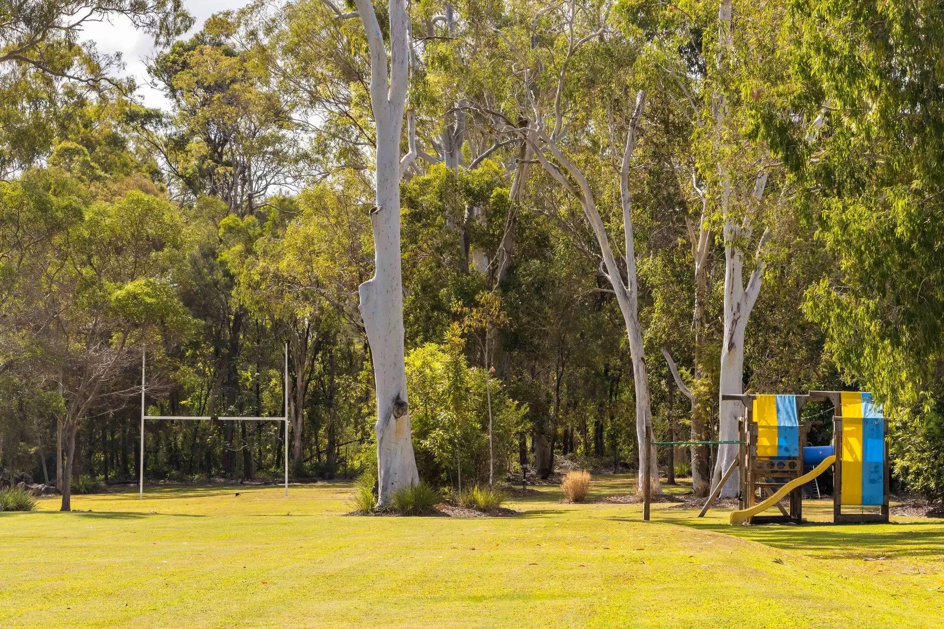 170 Boston Road, Belmont Sold by Queensland Sotheby's International Realty - image 1
