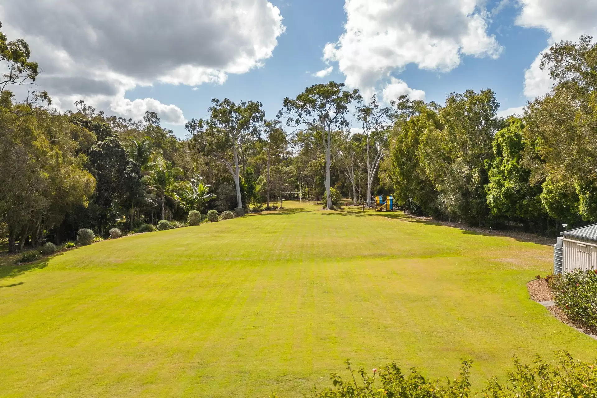 170 Boston Road, Belmont Sold by Queensland Sotheby's International Realty - image 1