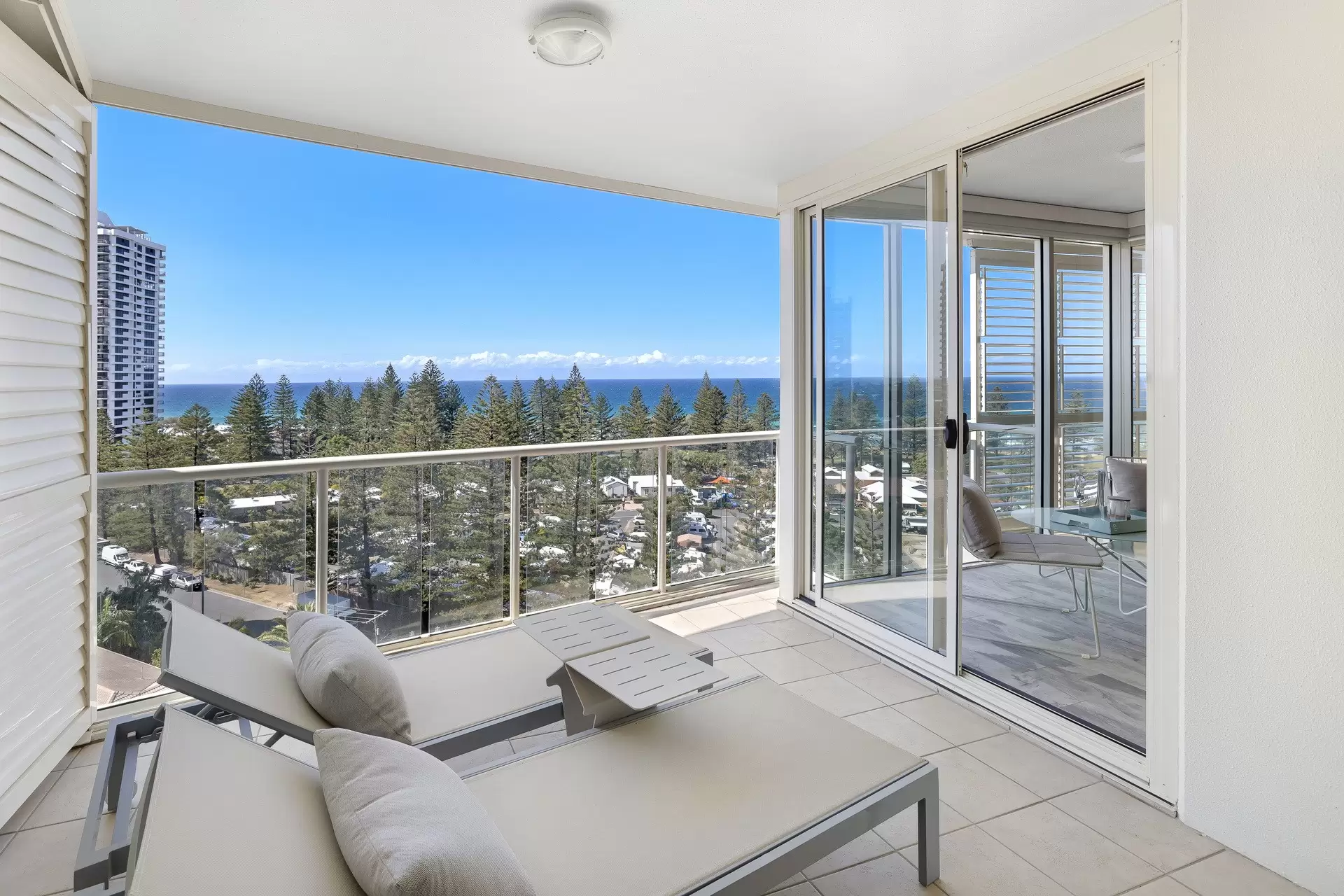 1102/1 Lennie Avenue, Main Beach Sold by Queensland Sotheby's International Realty - image 1