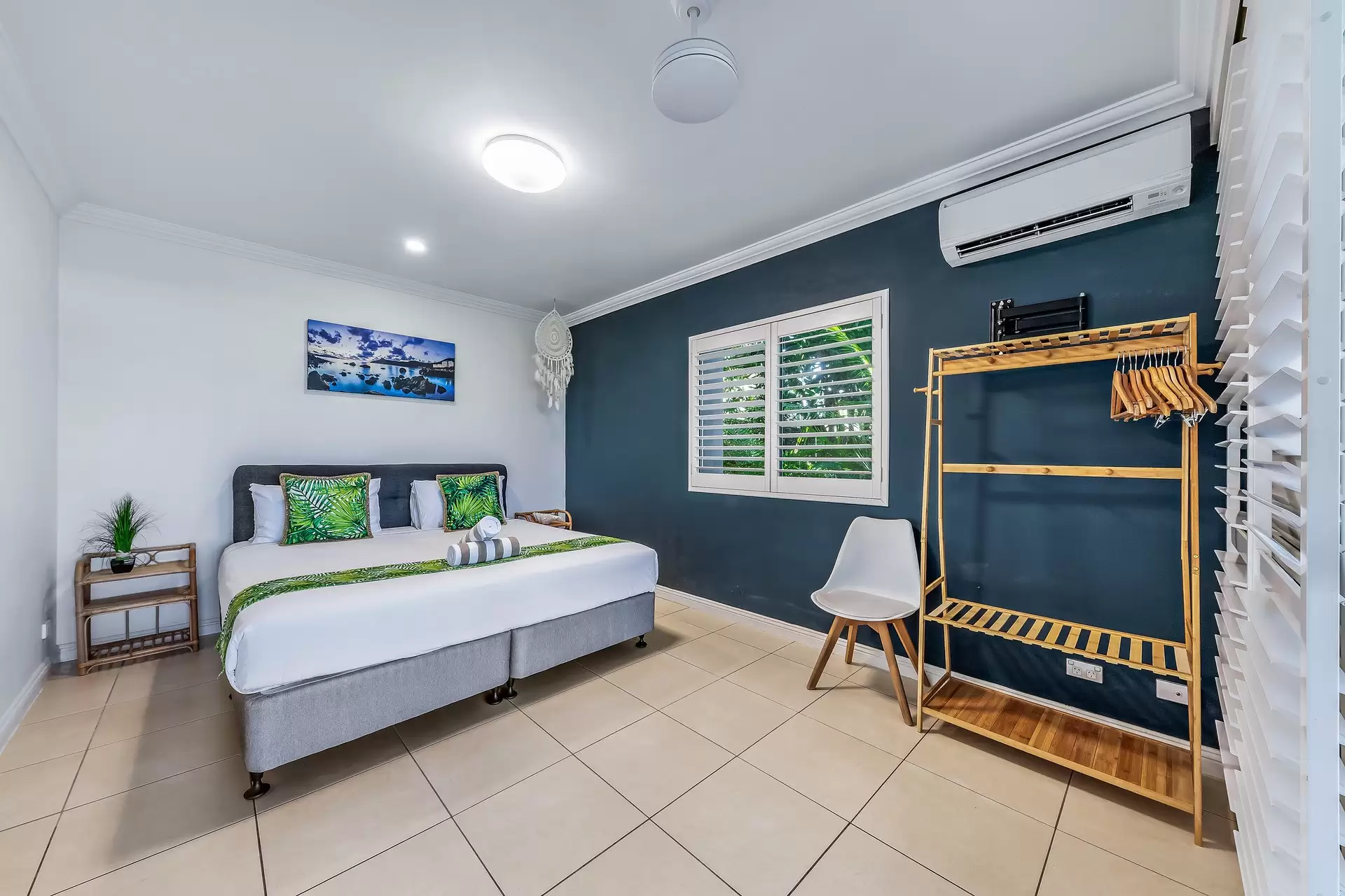 1/2 Banksia Court, Hamilton Island Sold by Queensland Sotheby's International Realty - image 1
