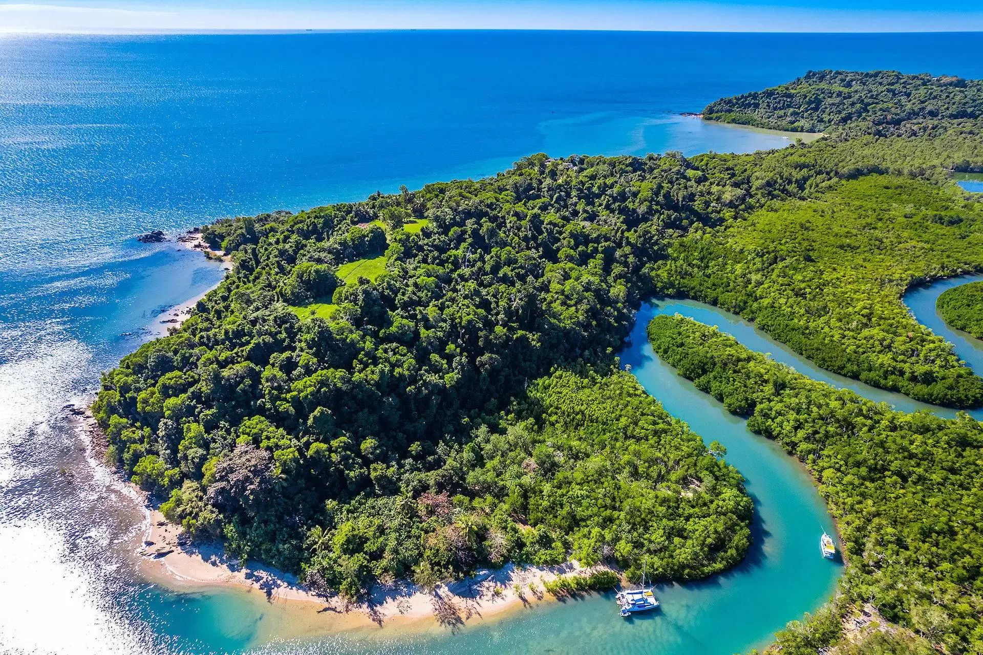 43 Esplanade, Garners Beach Sold by Queensland Sotheby's International Realty - image 1