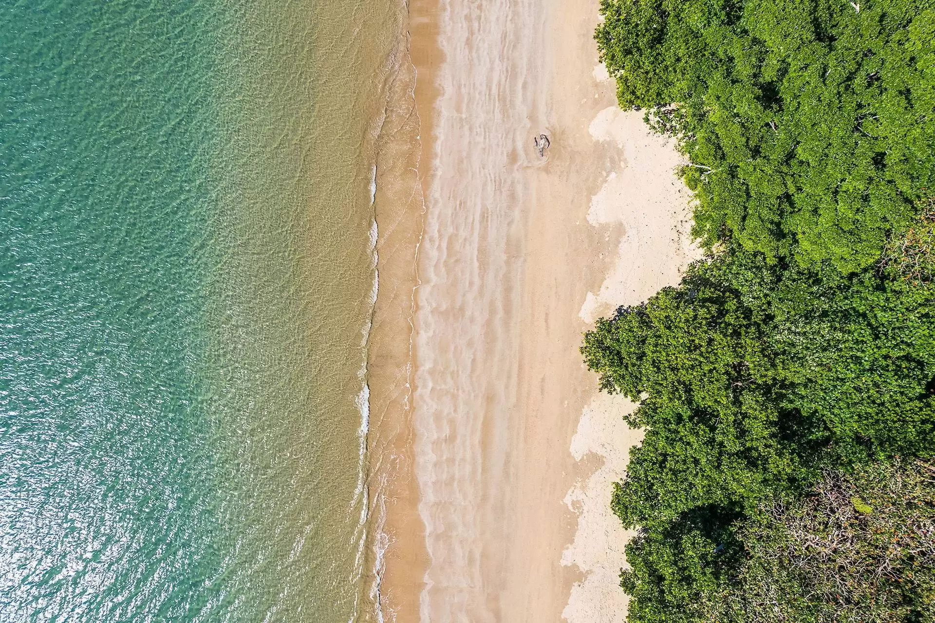 43 Esplanade, Garners Beach Sold by Queensland Sotheby's International Realty - image 1