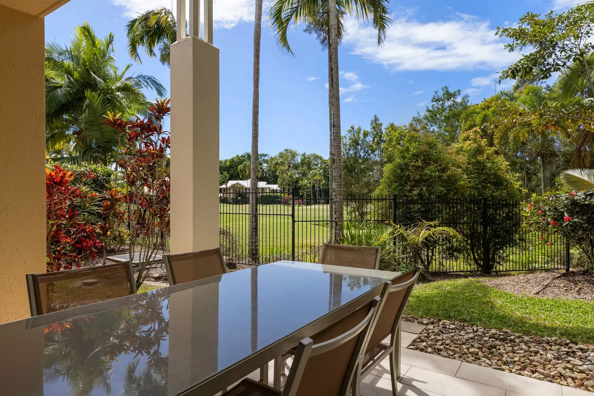 15/24-70 Nautilus Street, Port Douglas Sold by  - image 1