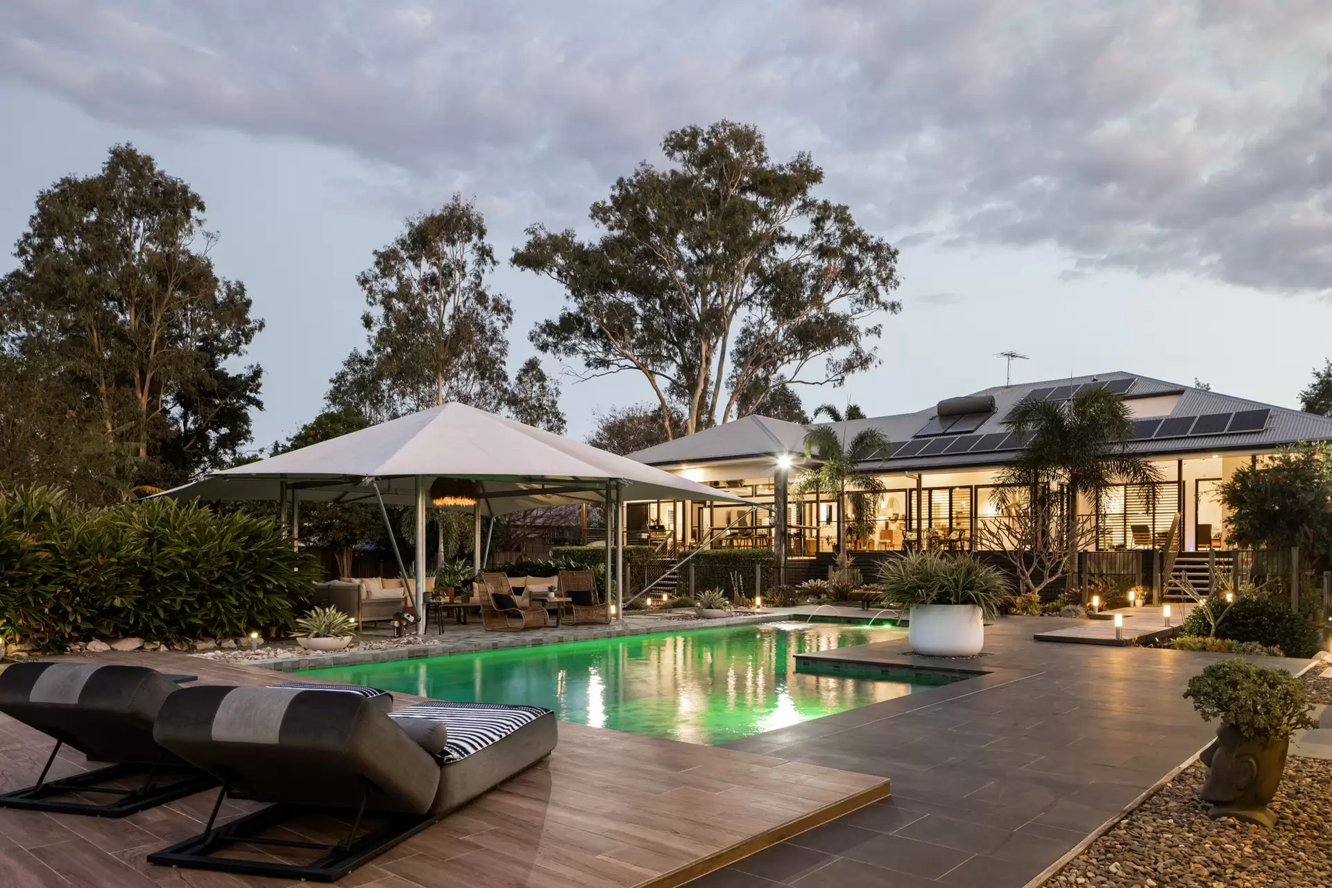51 St Helens Road, Mitchelton Sold by  - image 1